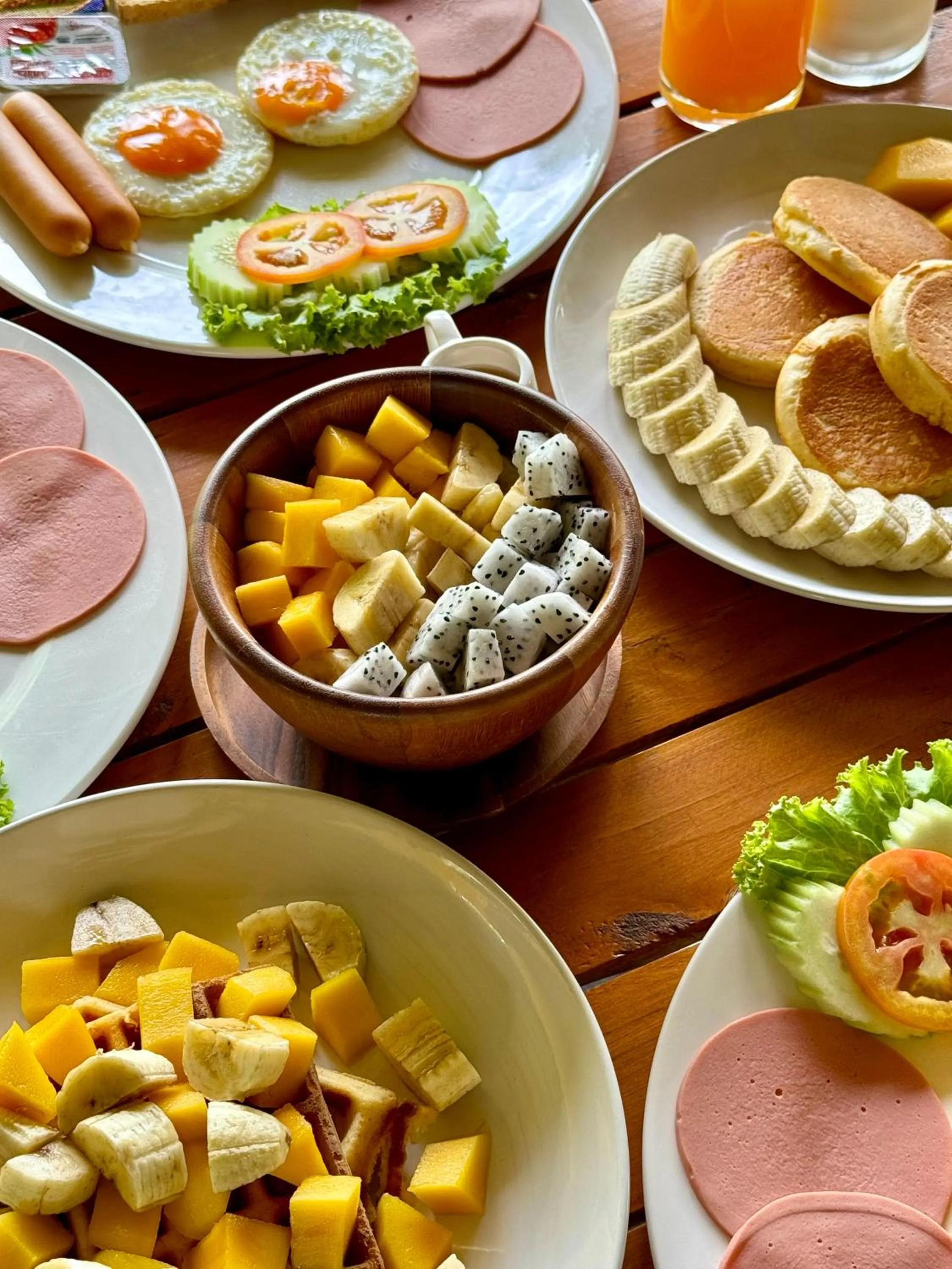 Breakfast in Verona Lanta Resort