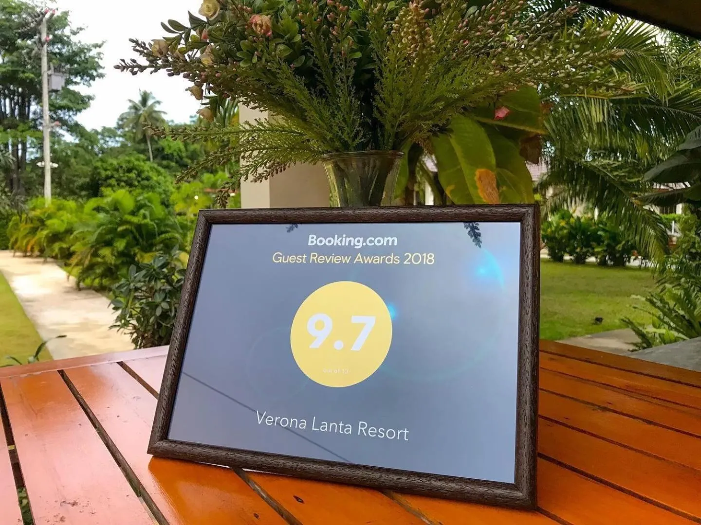 Logo/Certificate/Sign in Verona Lanta Resort