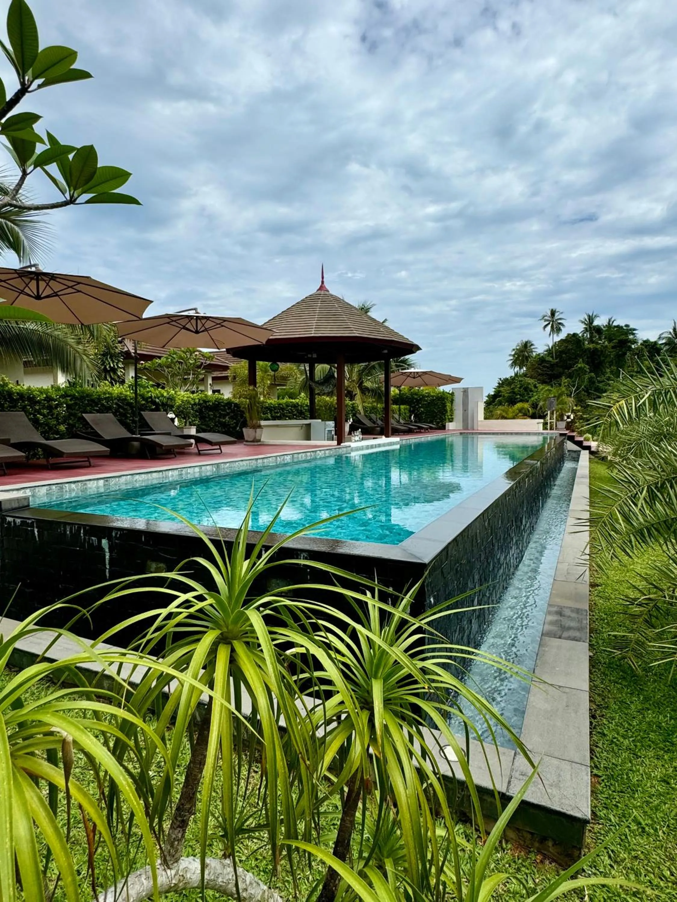 Pool view in Verona Lanta Resort