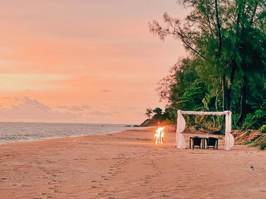 Beach in BABA Ecolodge