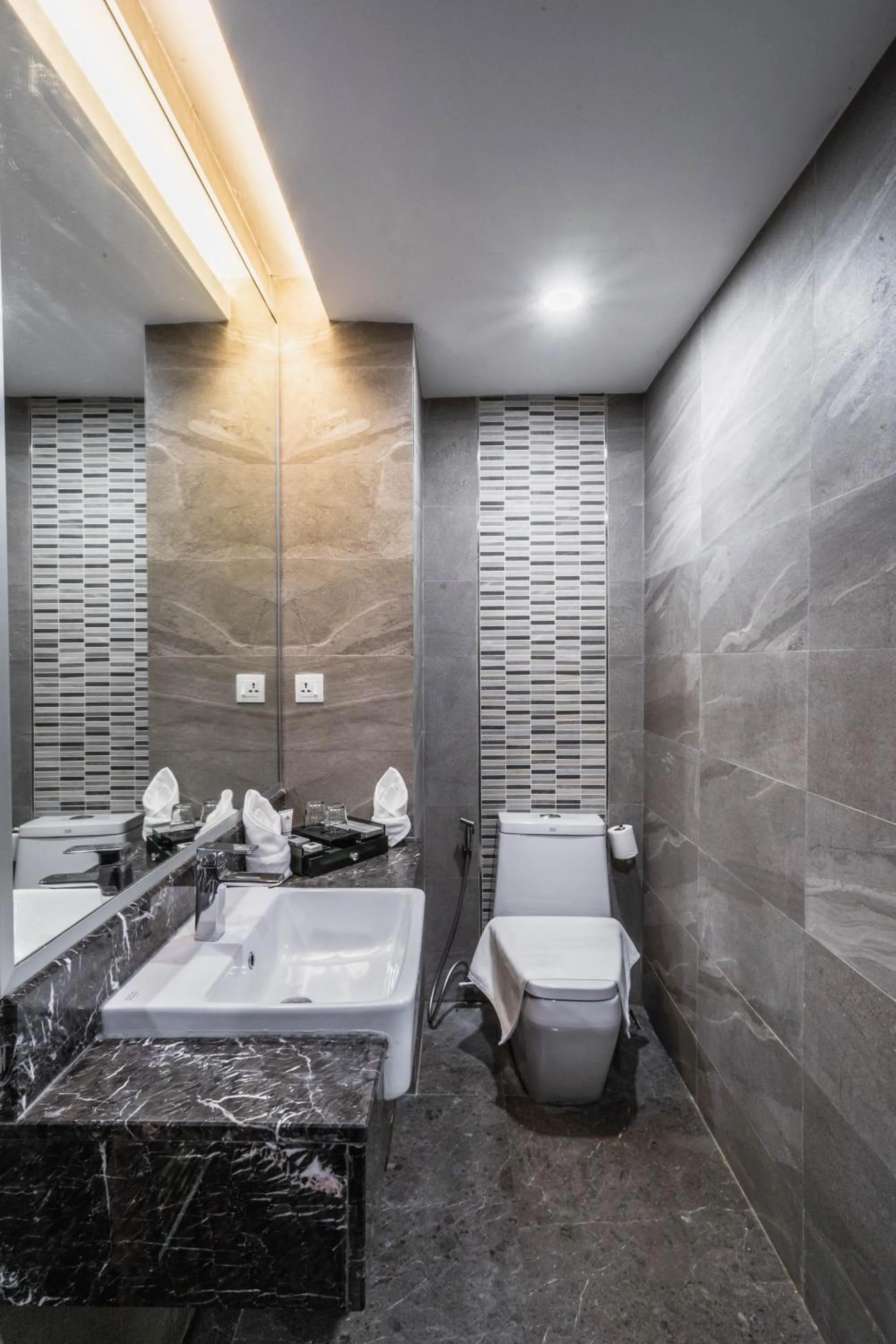 Bathroom in Ano Hotel