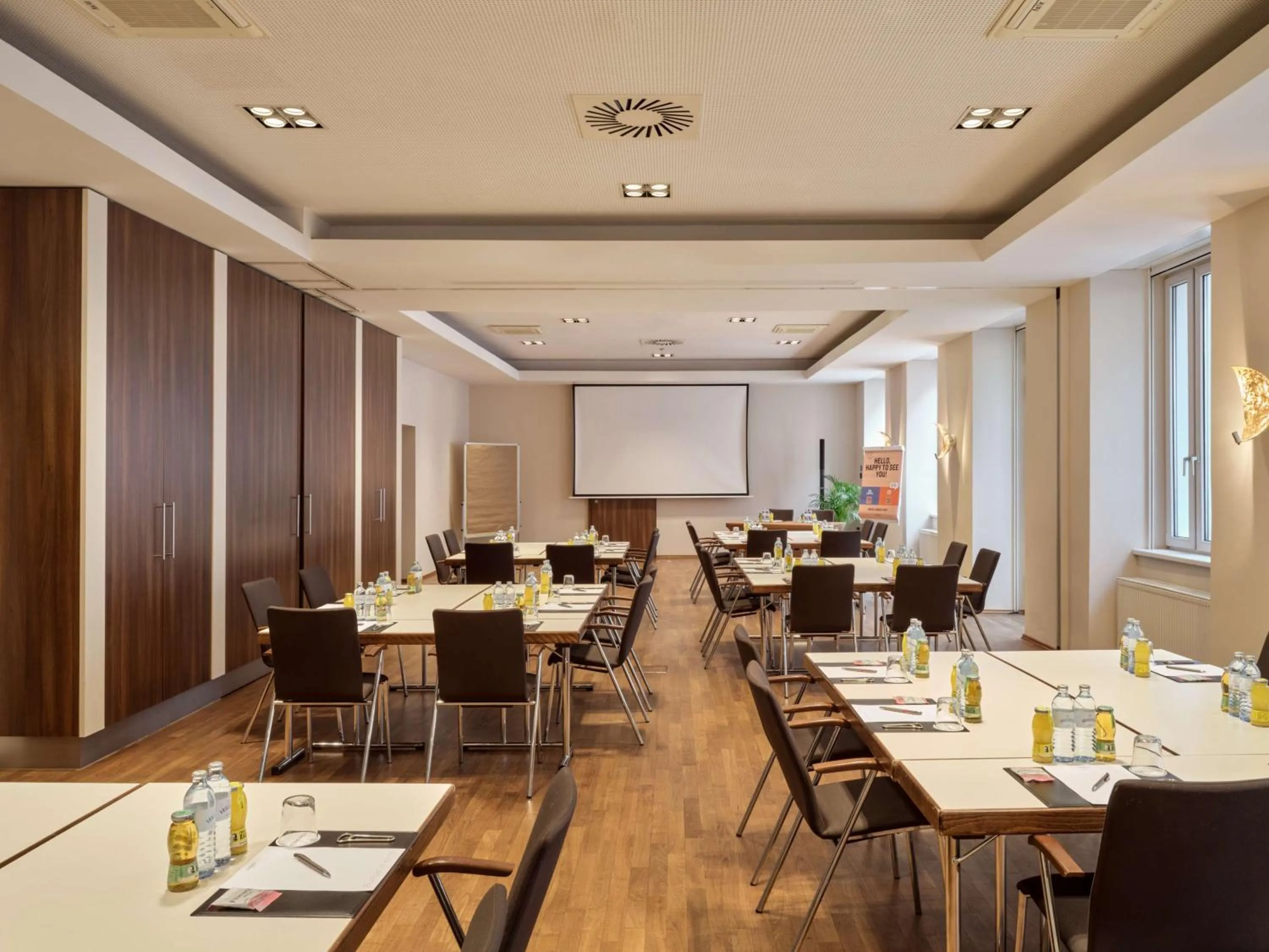 TV and multimedia in Flemings Selection Hotel Wien-City
