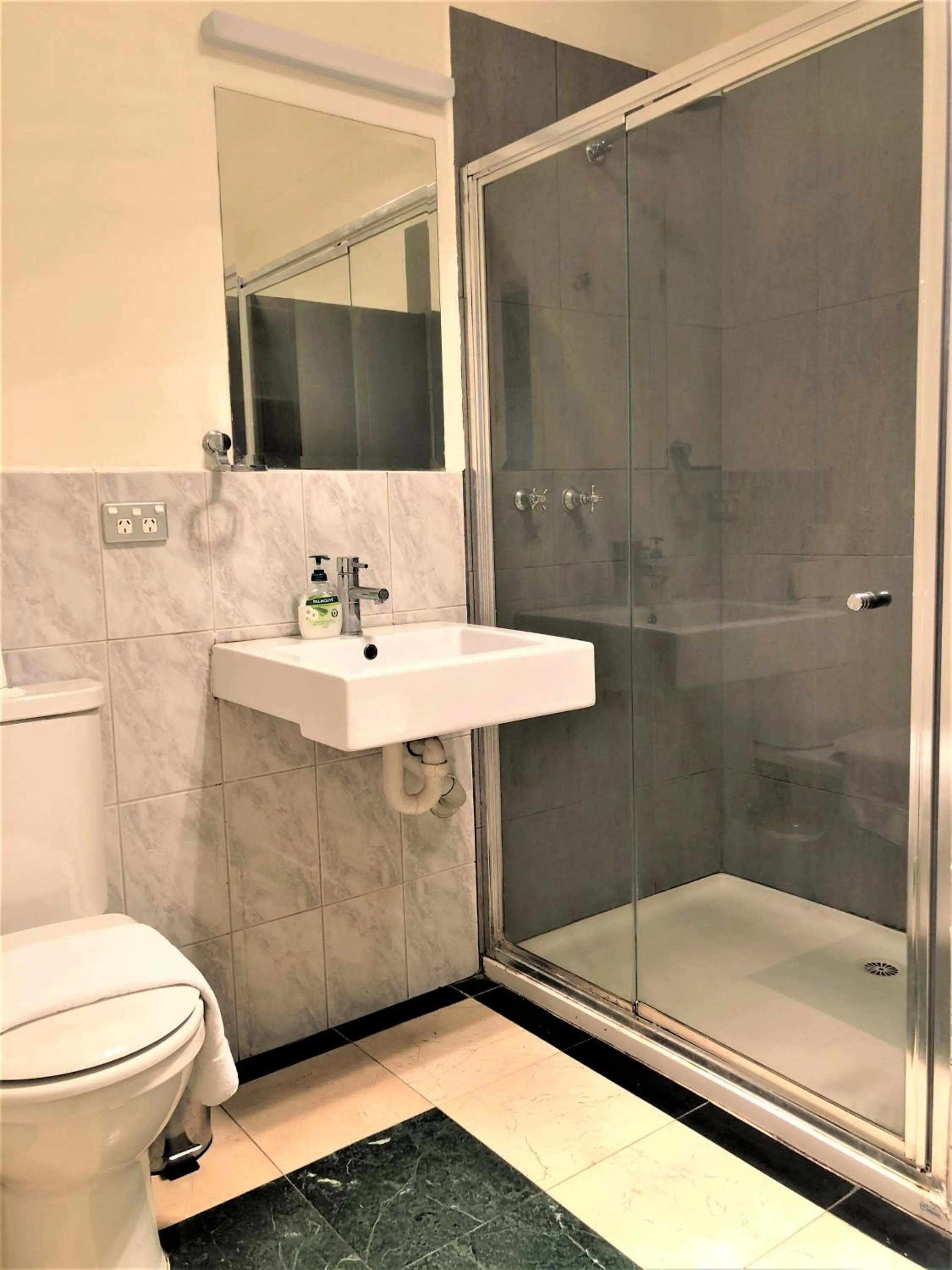 Bathroom in ReadySet Apartments on King