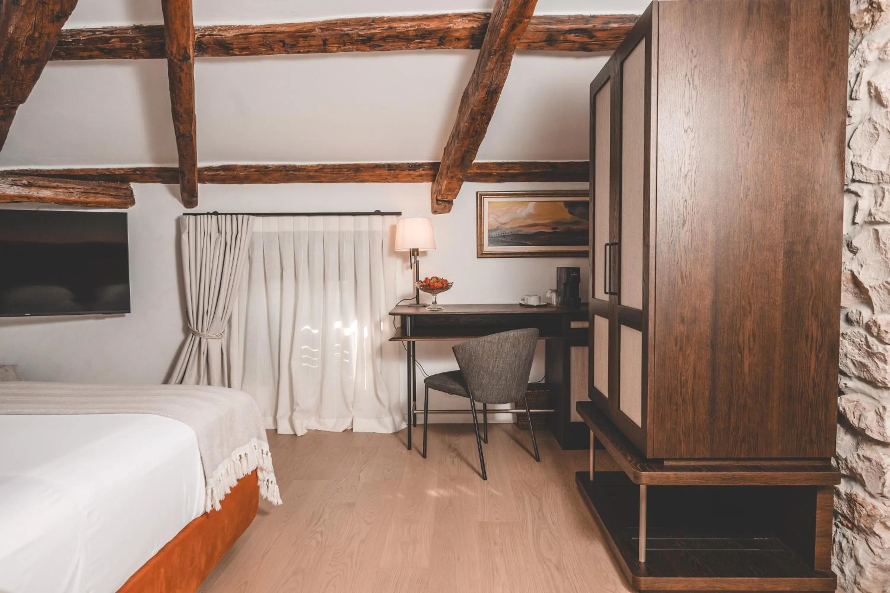 wardrobe, Bed in Boutique Hotel San Rocco