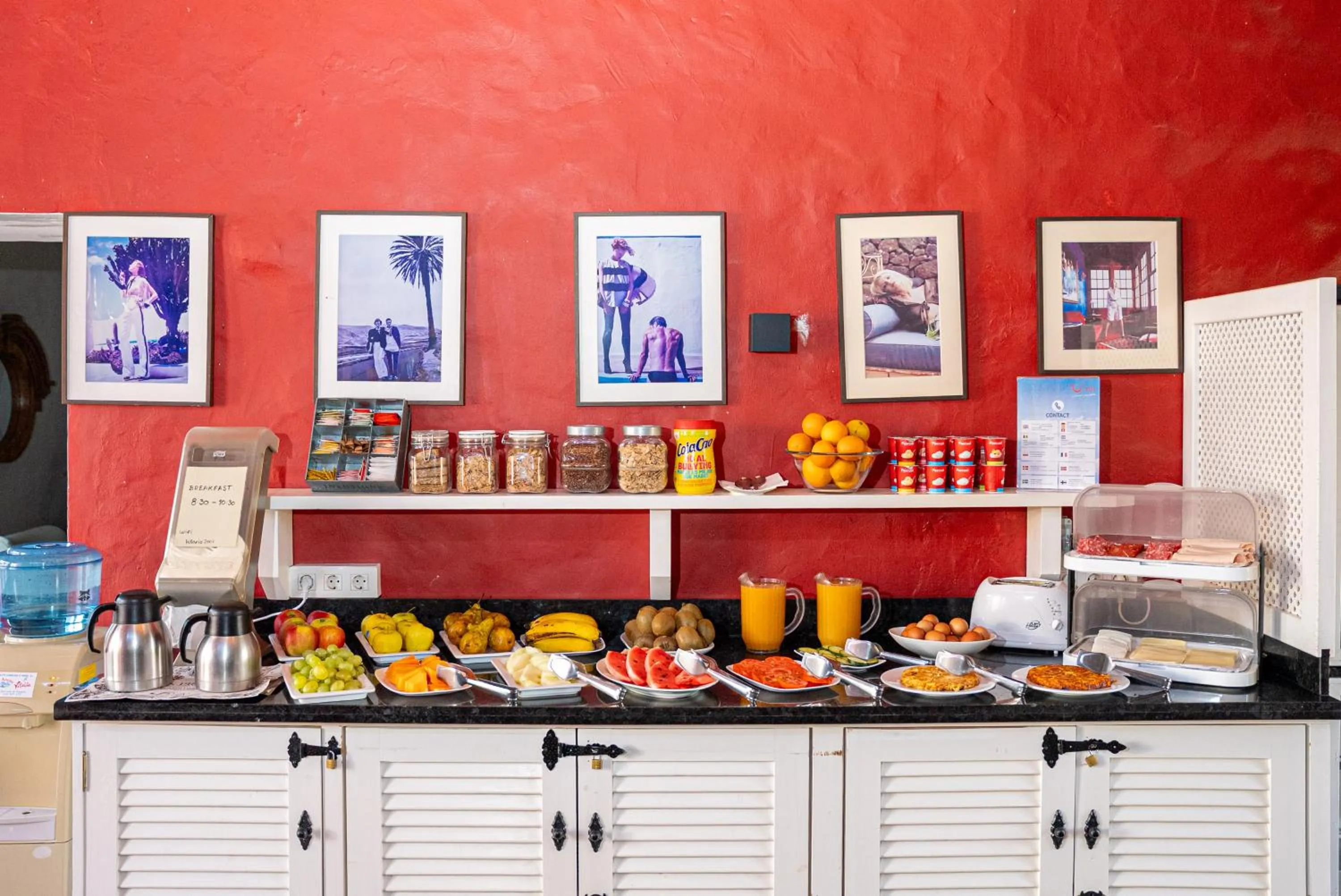 Buffet breakfast in Casa de Hilario