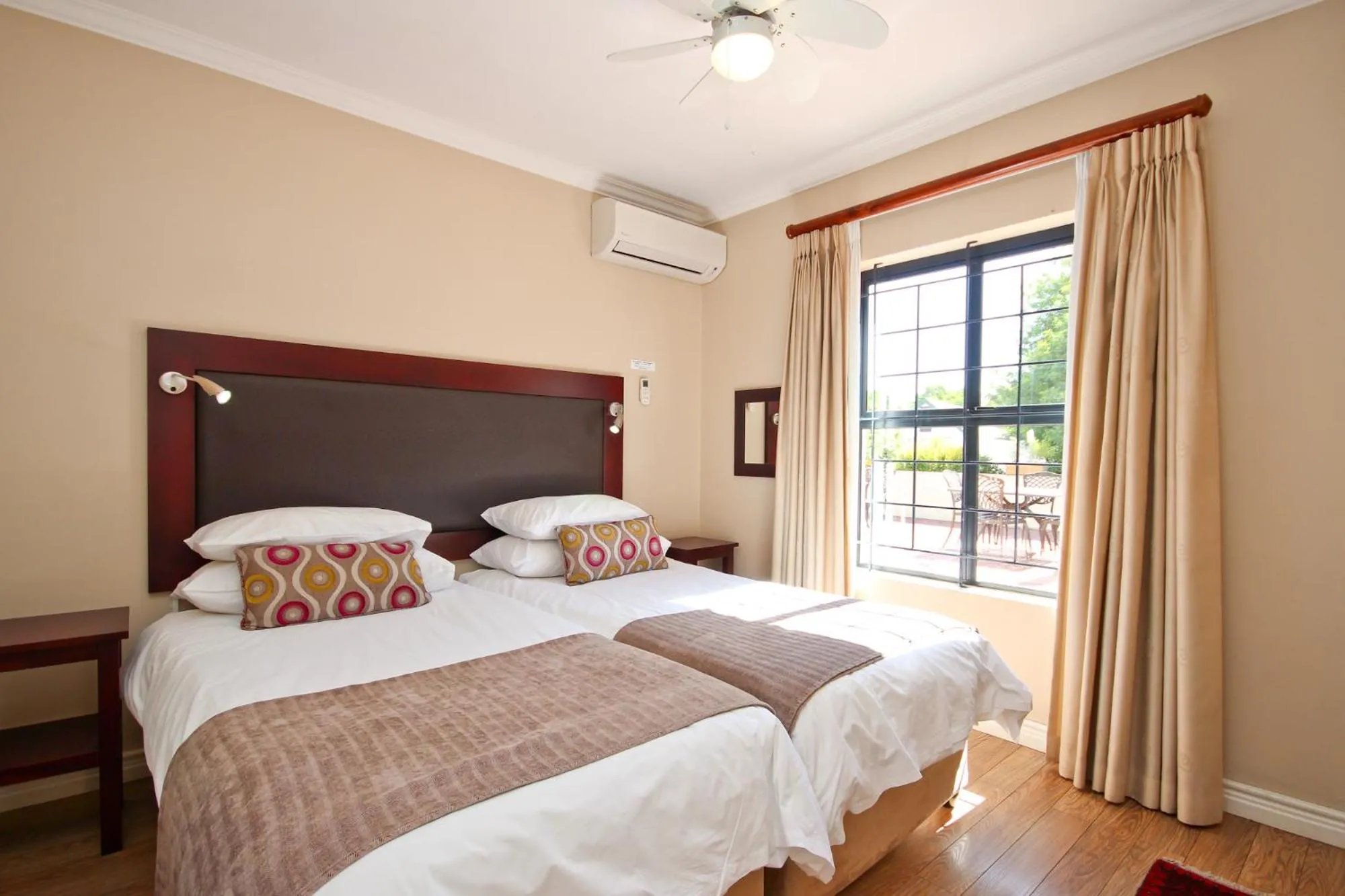 Bedroom, Bed in Vilaroux