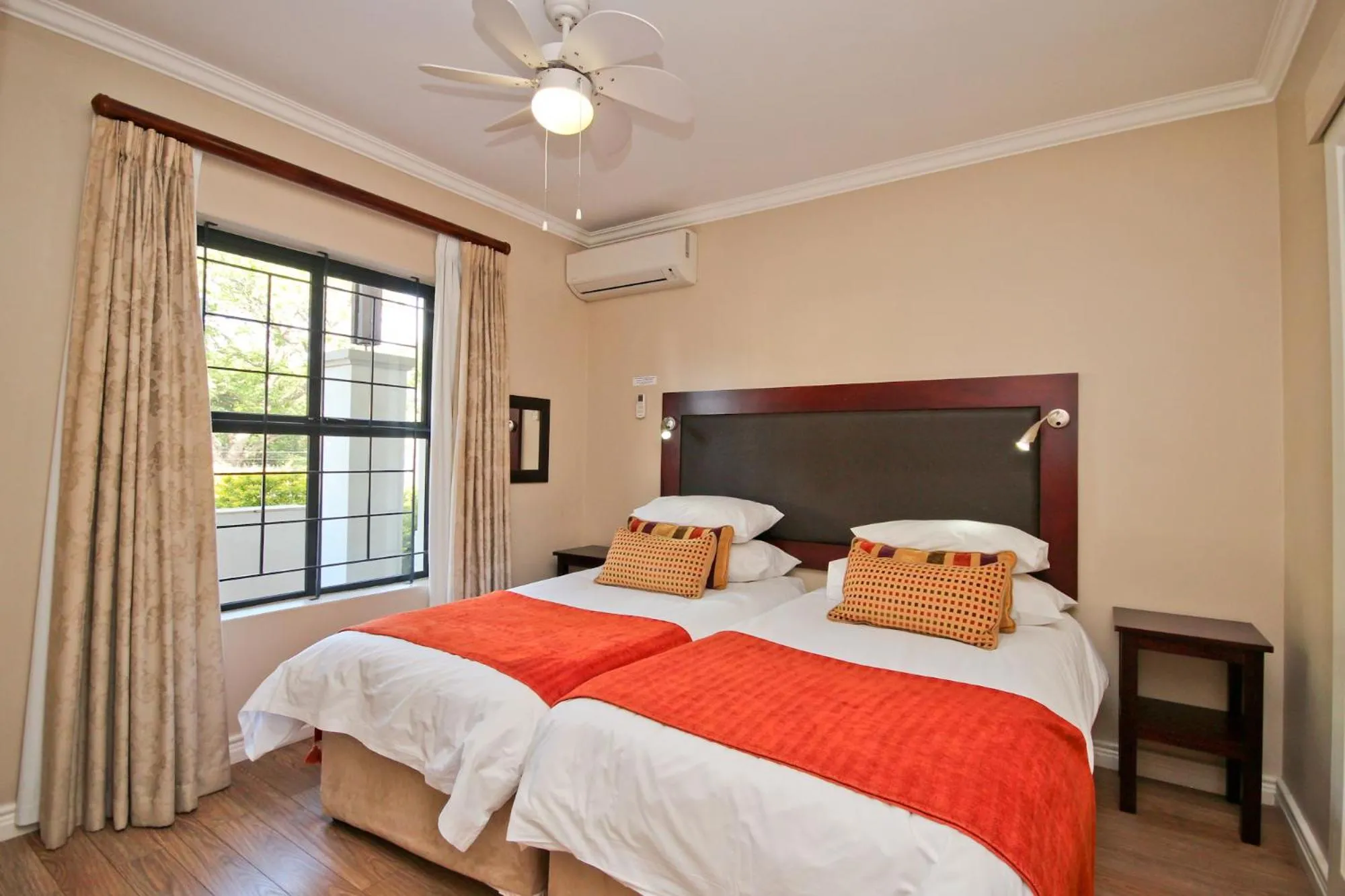 Bedroom, Bed in Vilaroux