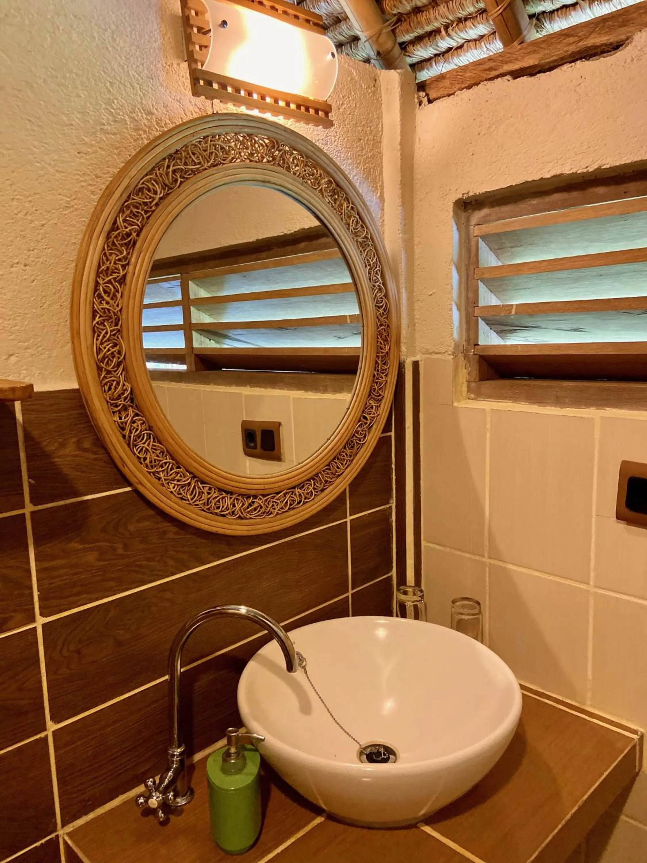 Bathroom in Rinjani Lighthouse