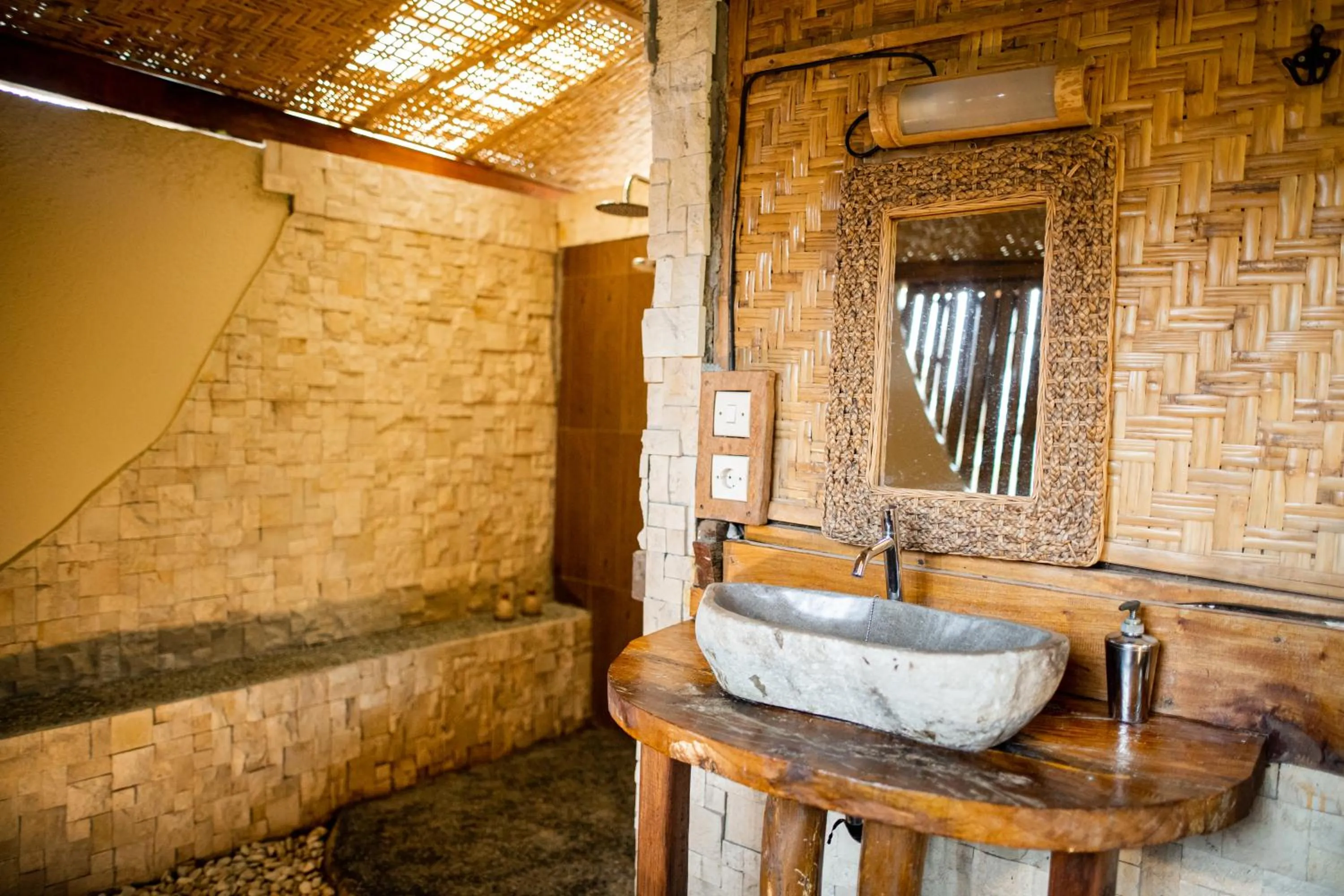 Bathroom in Rinjani Lighthouse