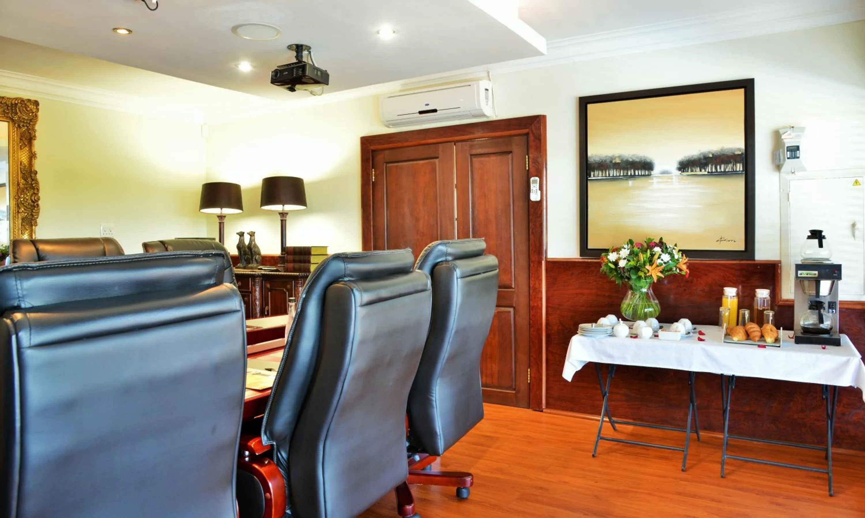 Business facilities in Stirling Manor Boutique Guest House