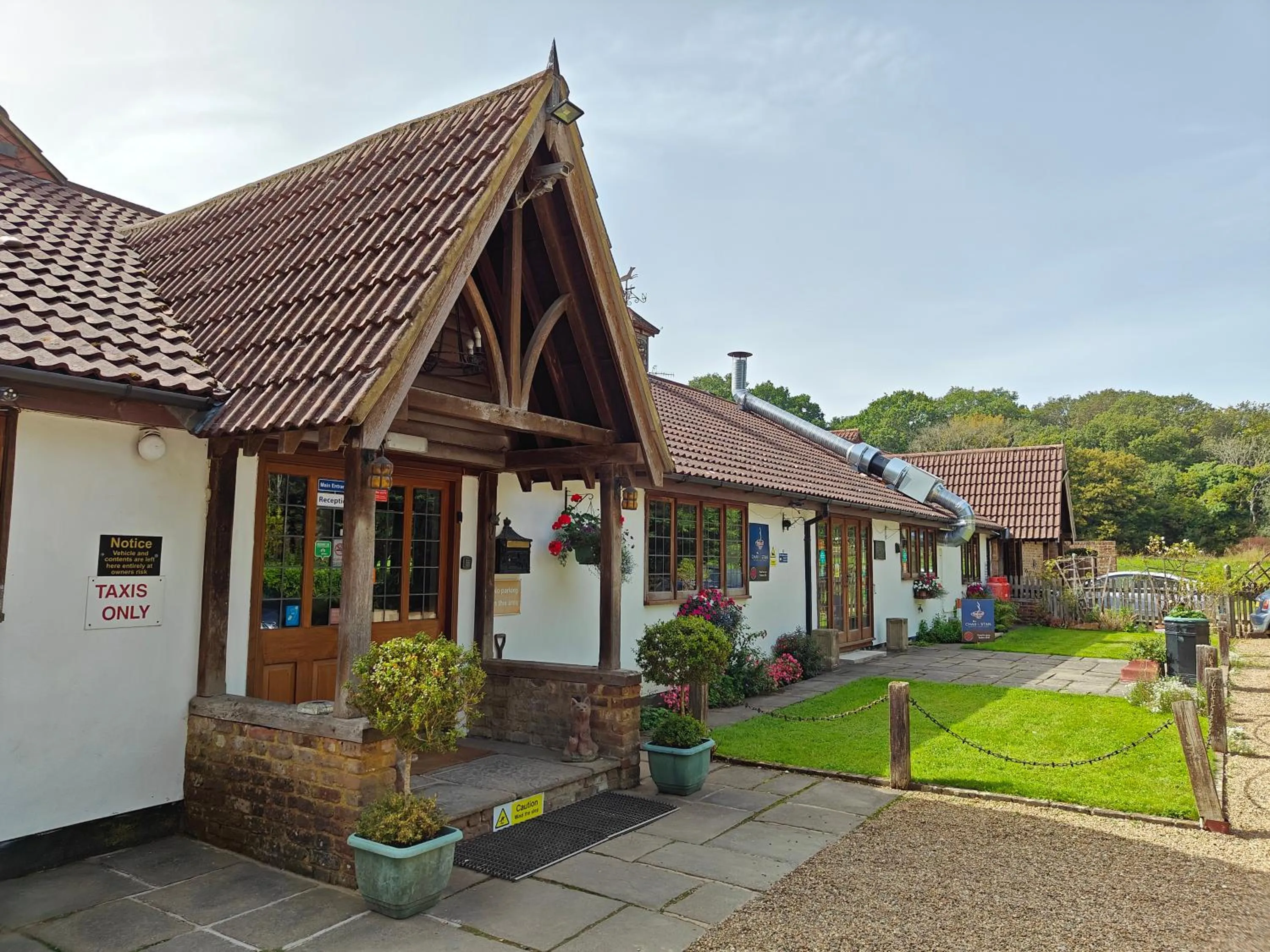 Property building in Little Foxes Hotel & Gatwick Airport Parking