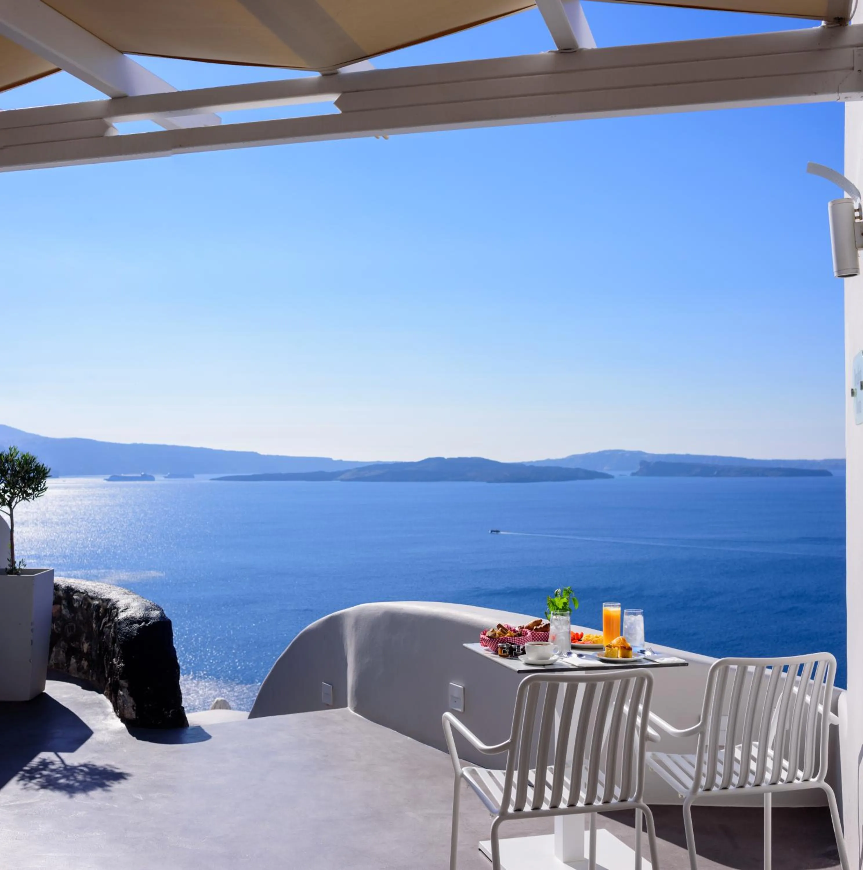 Natural landscape in Nostos Apartments