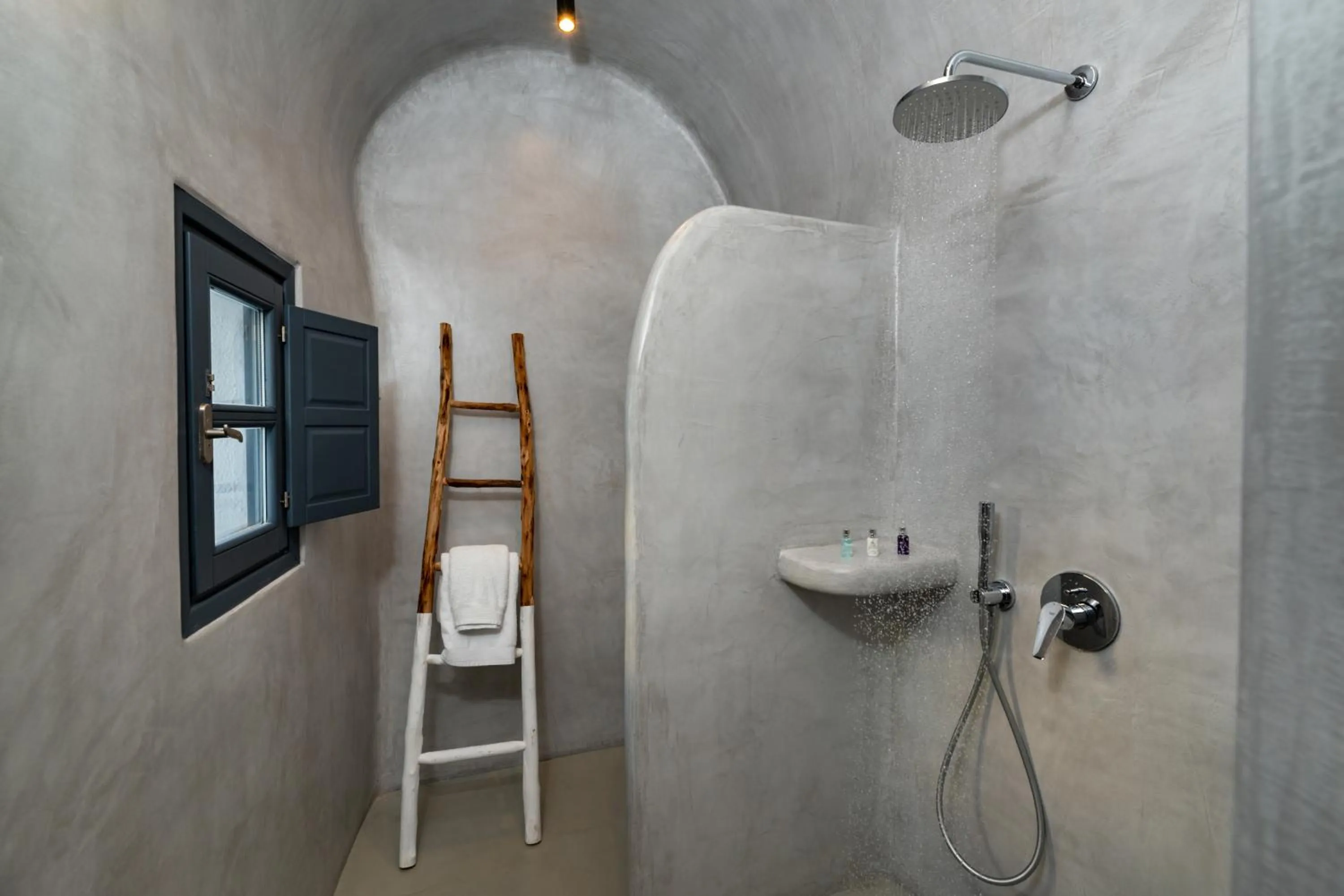 Bathroom in Nostos Apartments