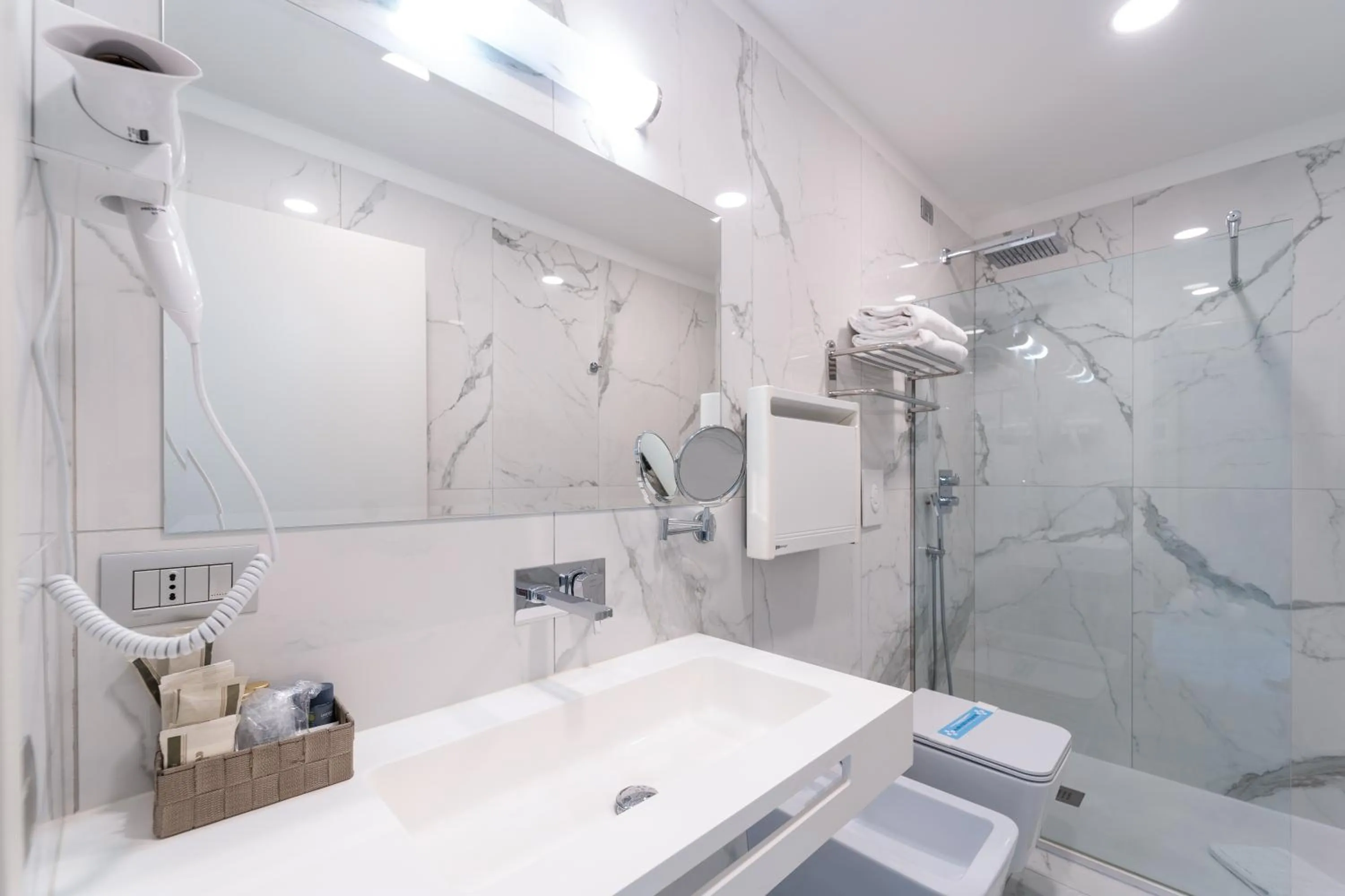 Bathroom in Hotel Milano Castello