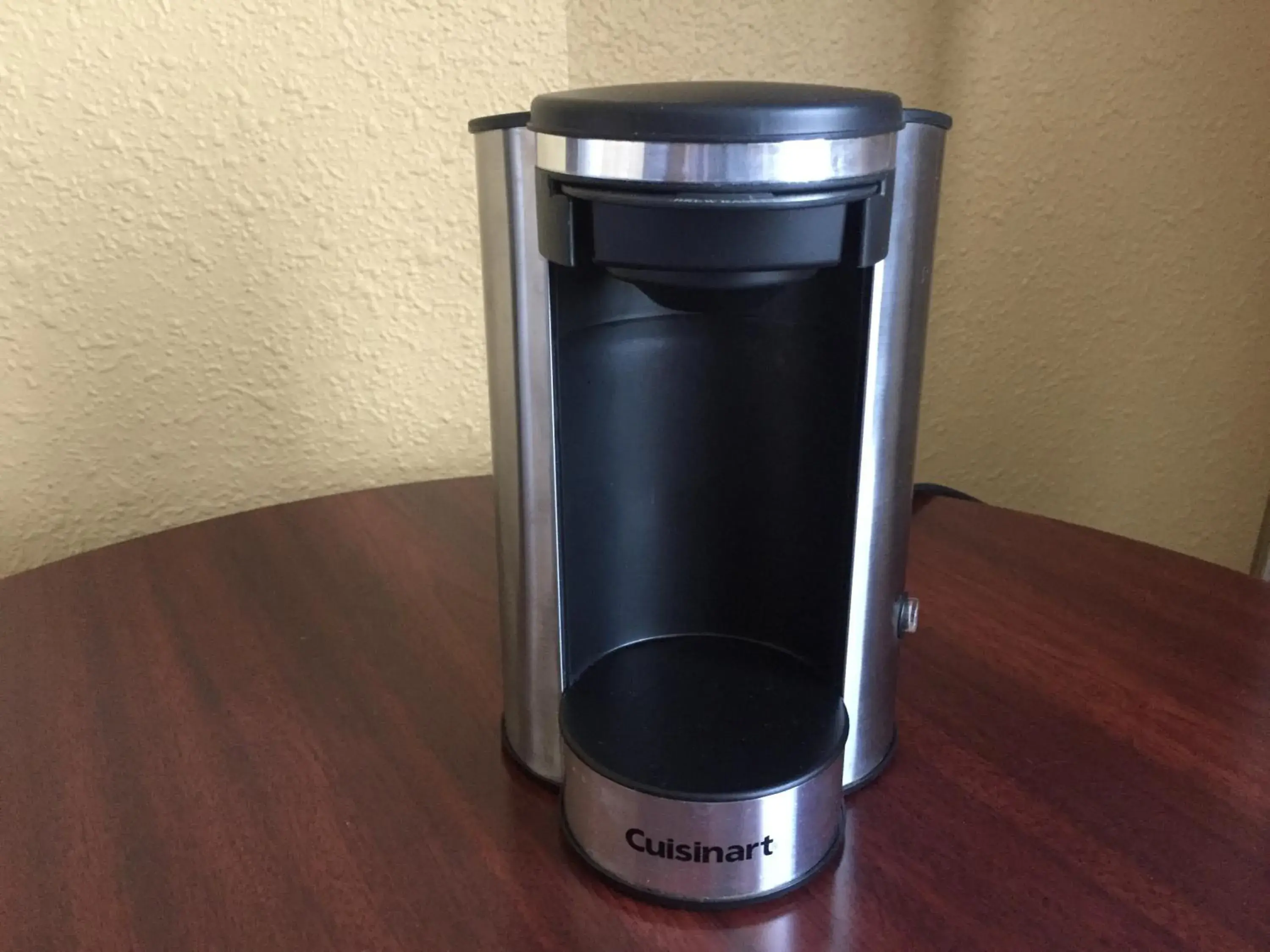 Queen Room with Two Queen Beds and Balcony in Days Inn by Wyndham Airdrie Queen Room with Two Queen Beds and Balcony in Days Inn by Wyndham Airdrie