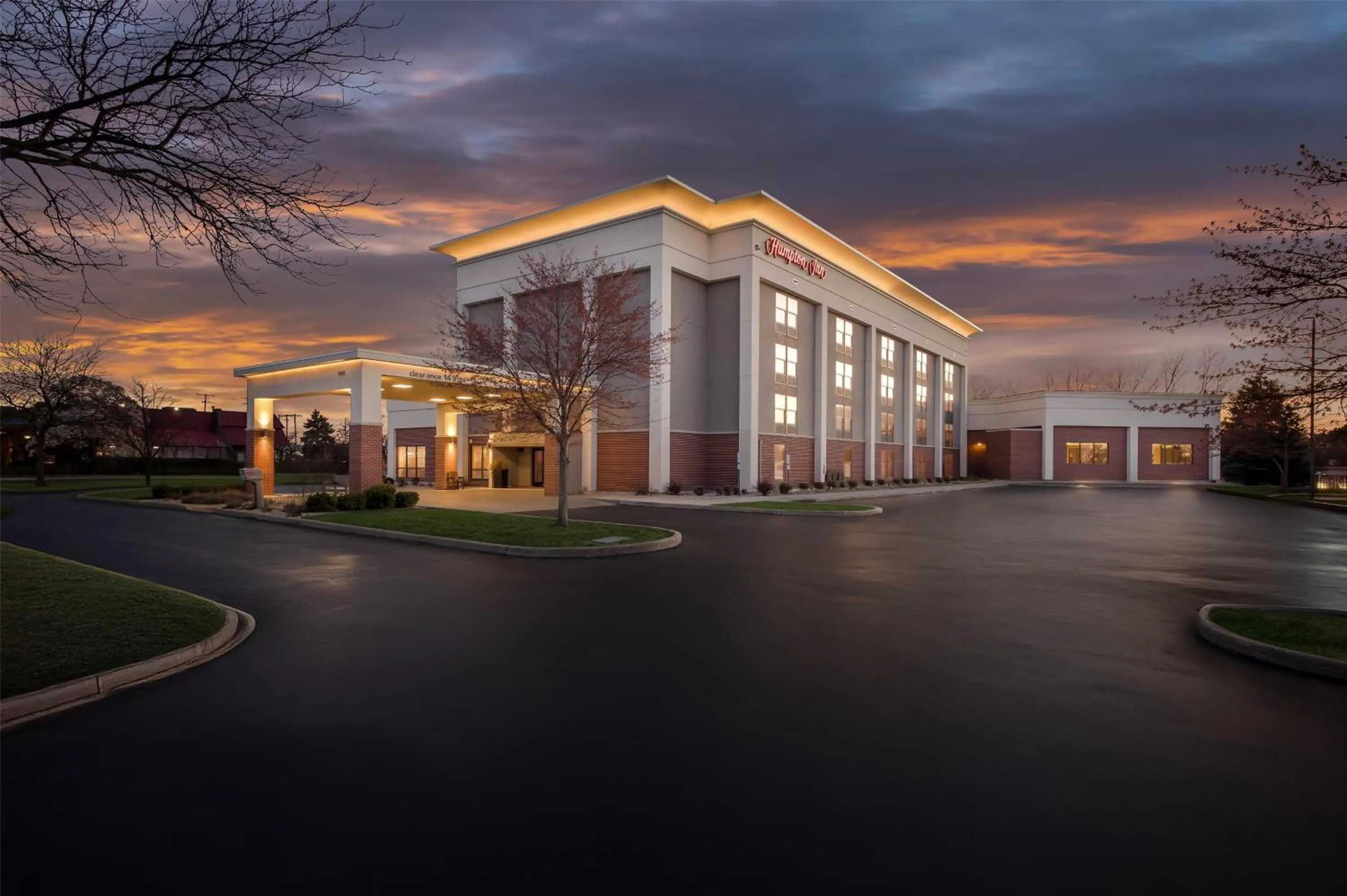 Property building in Hampton Inn Toledo-South/Maumee