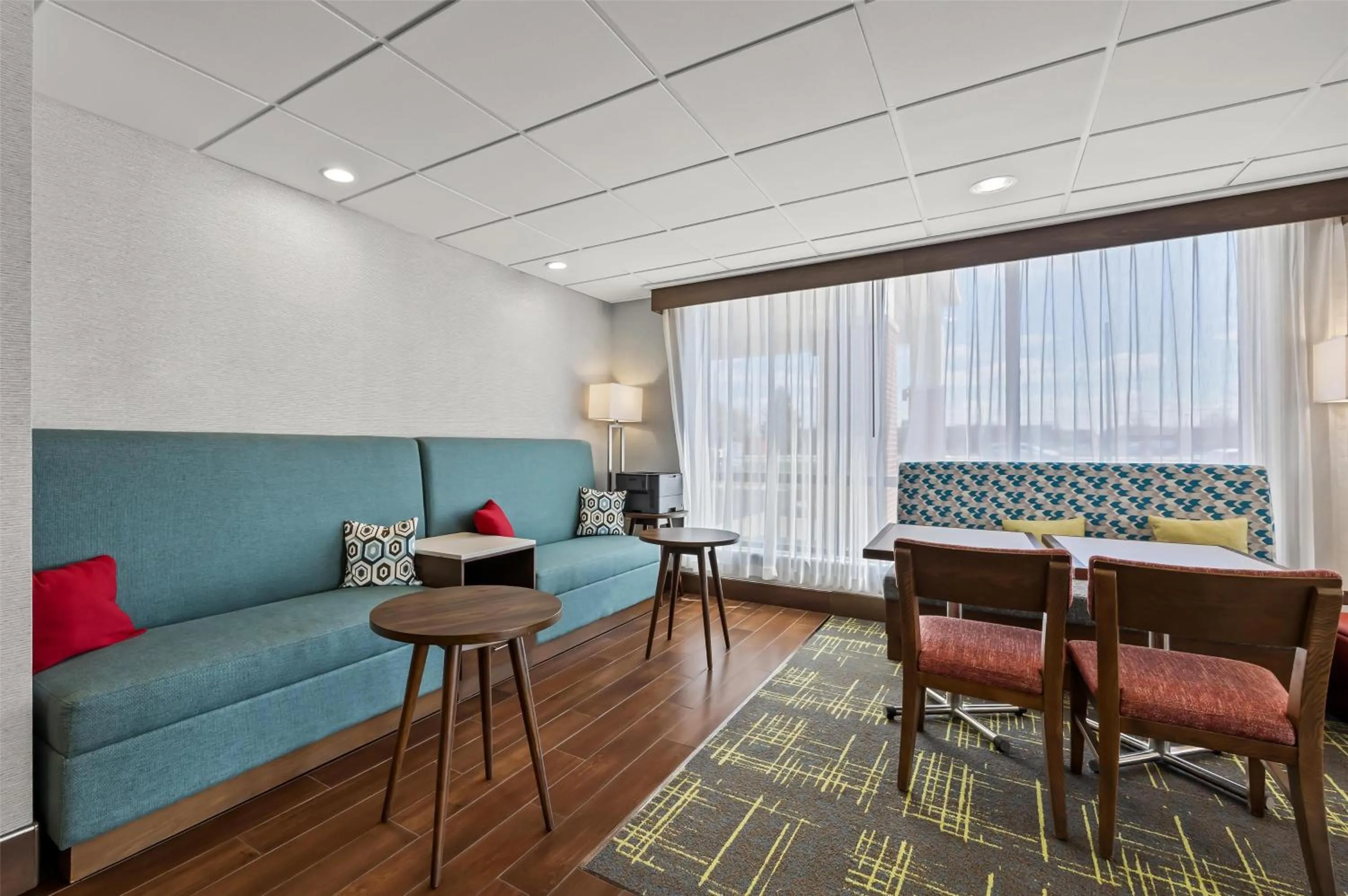 Lobby or reception in Hampton Inn Toledo-South/Maumee