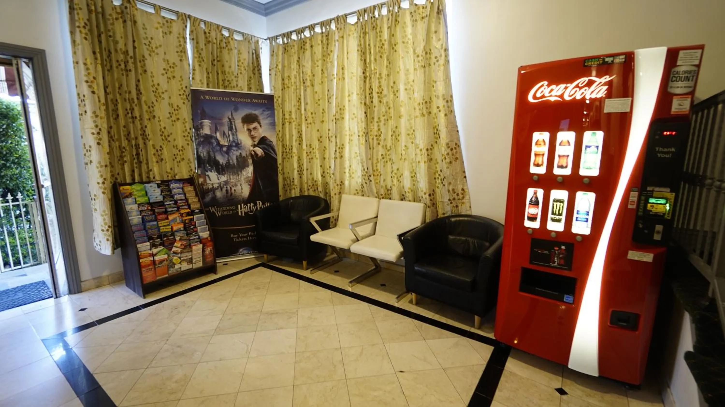 Trylon Hotel - Hollywood