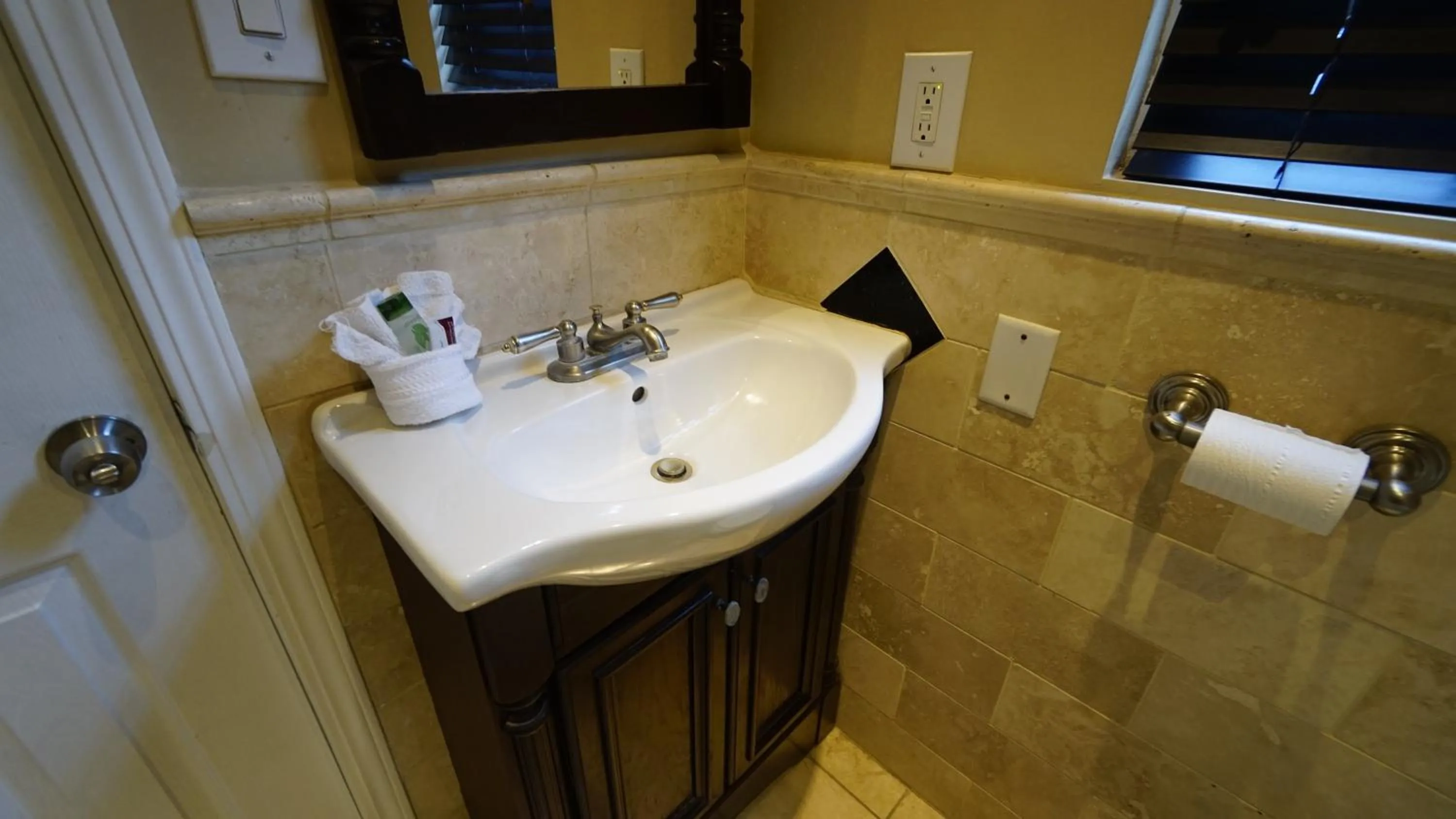 Trylon Hotel - Hollywood