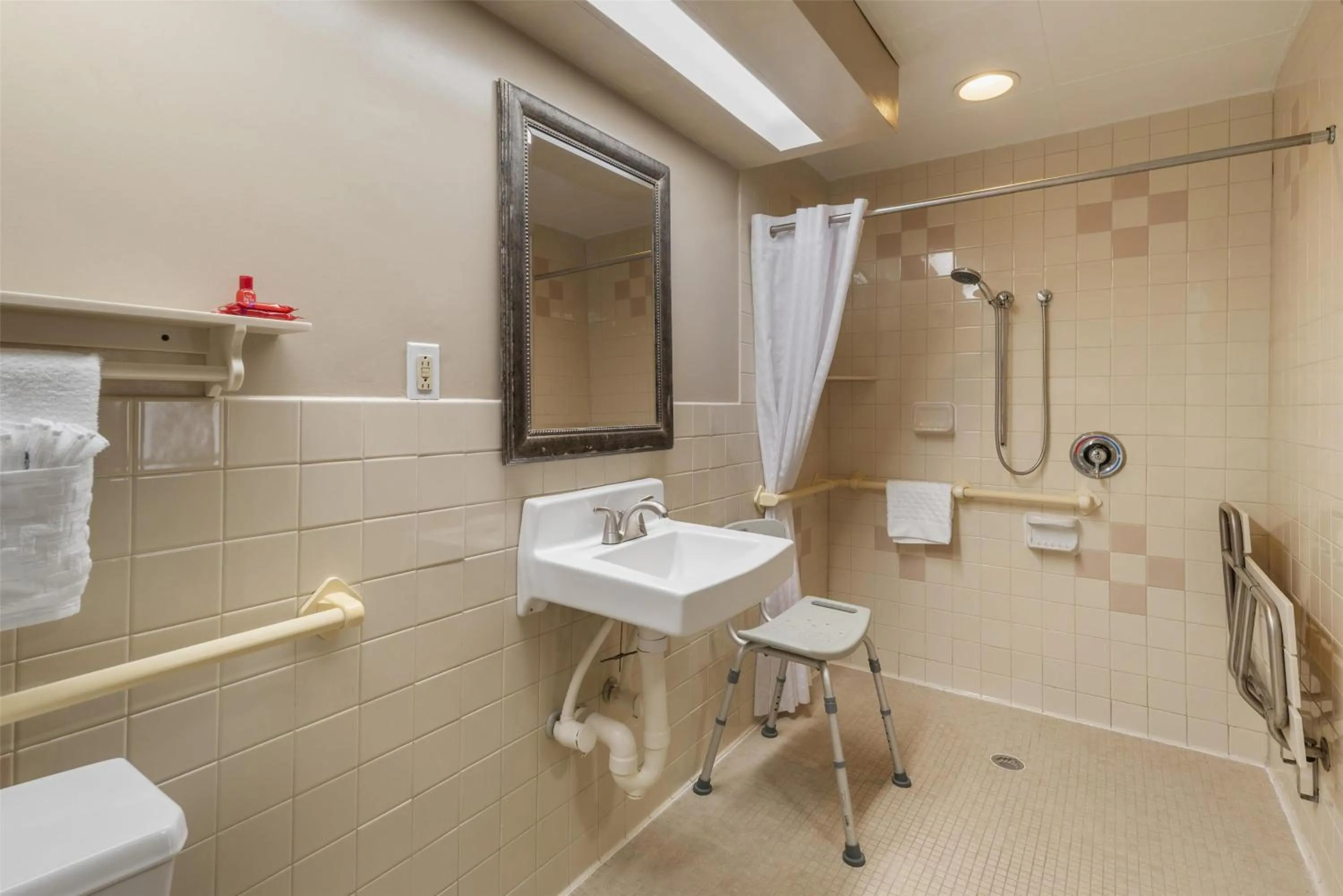 Bathroom in SureStay Hotel by Best Western East Brunswick