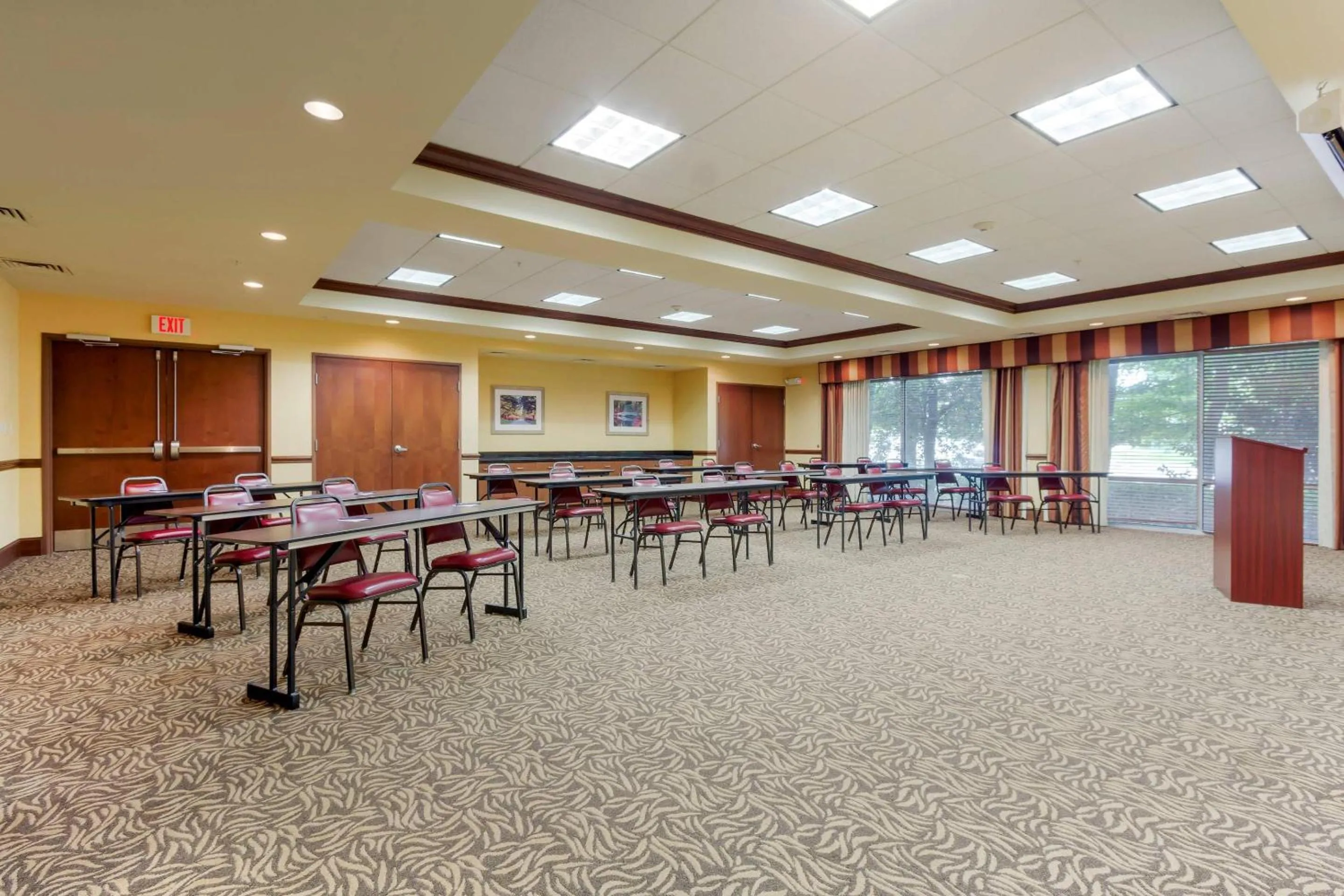Meeting/conference room in Comfort Suites Charleston West Ashley