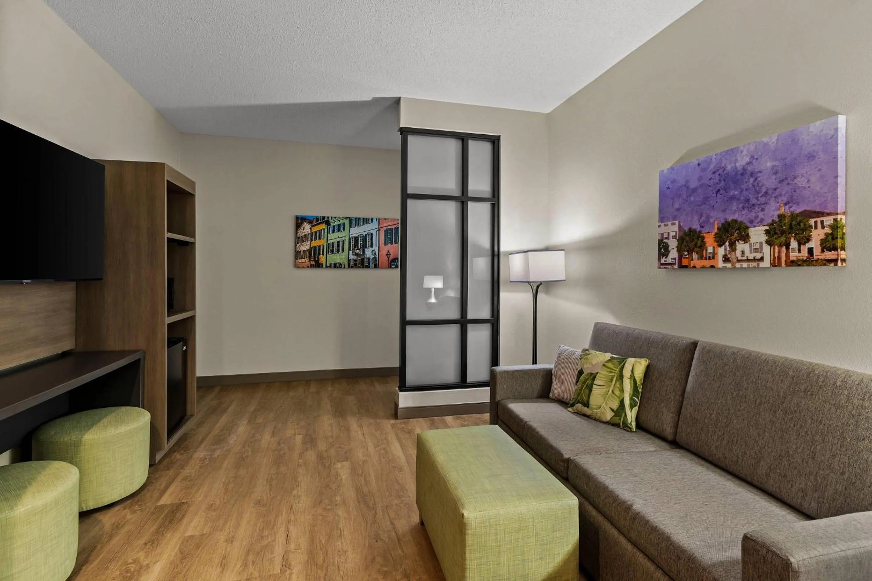 Bedroom in Comfort Suites Charleston West Ashley