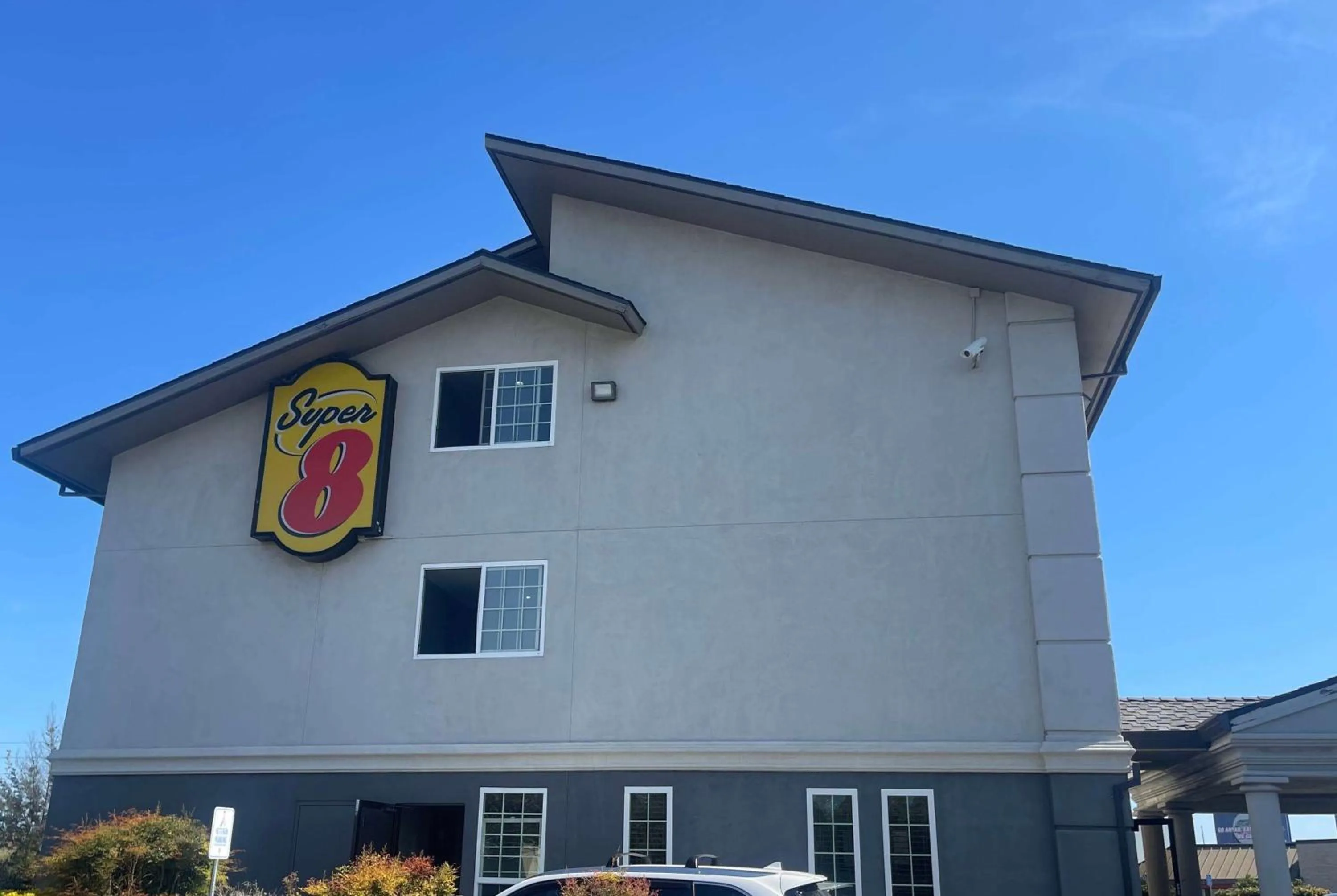 Property building in Super 8 by Wyndham Sacramento/Florin Rd