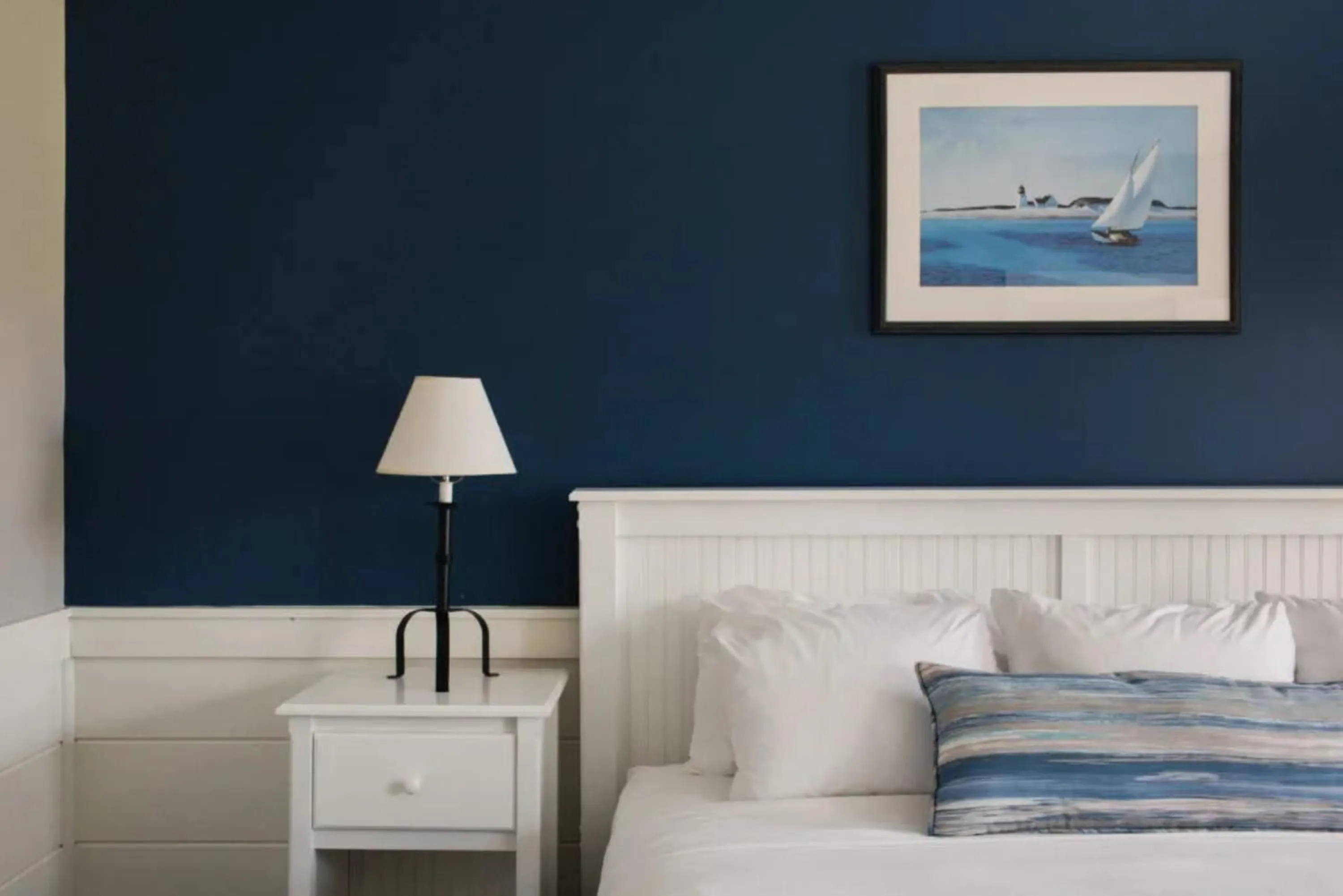 Bed in Sebasco Harbor Resort & Golf Club