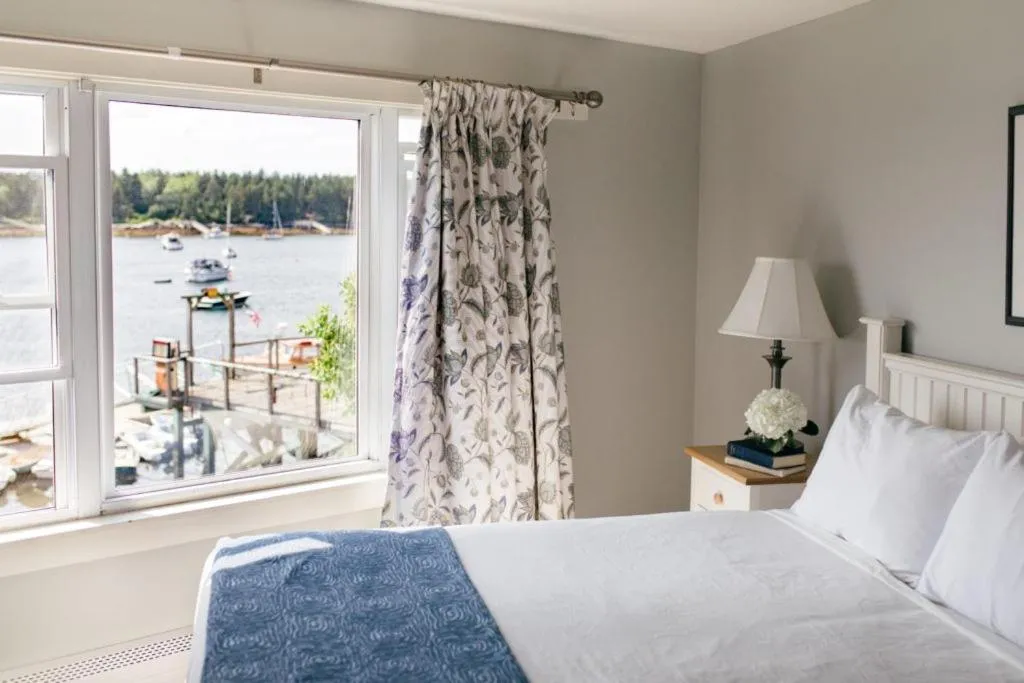 Lighthouse Queen Room in Sebasco Harbor Resort & Golf Club