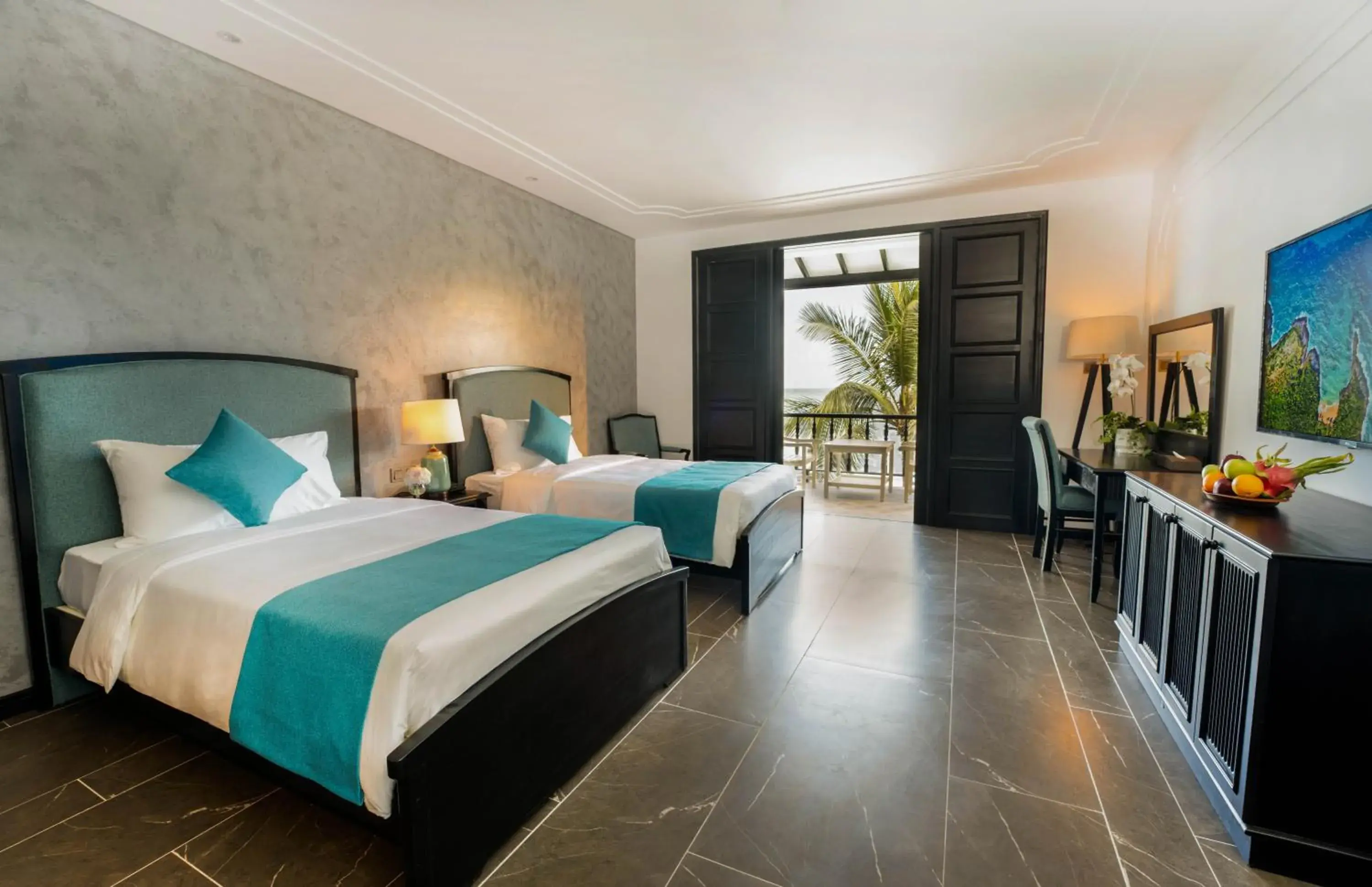 Deluxe Twin Room with Sea View in Dankbaar Resort Quy Nhon Deluxe Twin Room with Sea View in Dankbaar Resort Quy Nhon