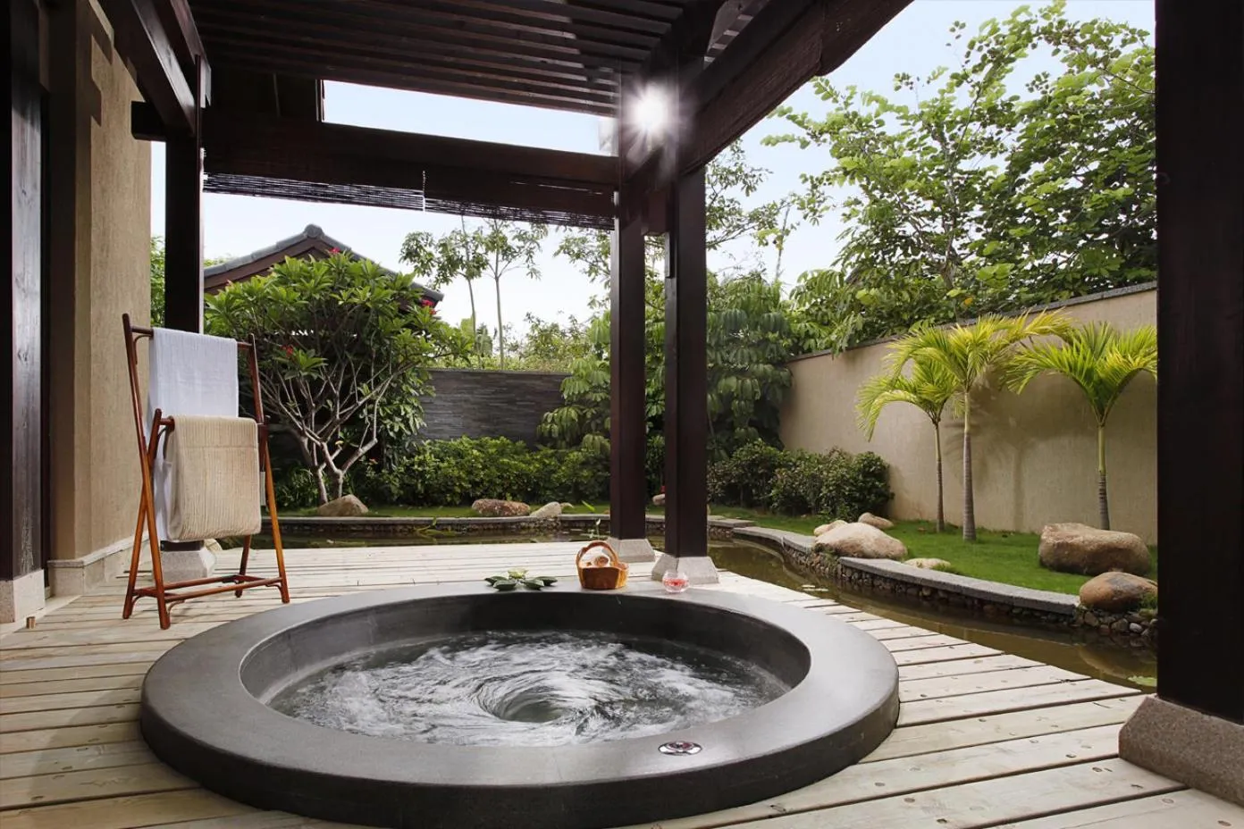 Balcony/Terrace in Narada Resort & Spa Perfume Bay Sanya - All Villas