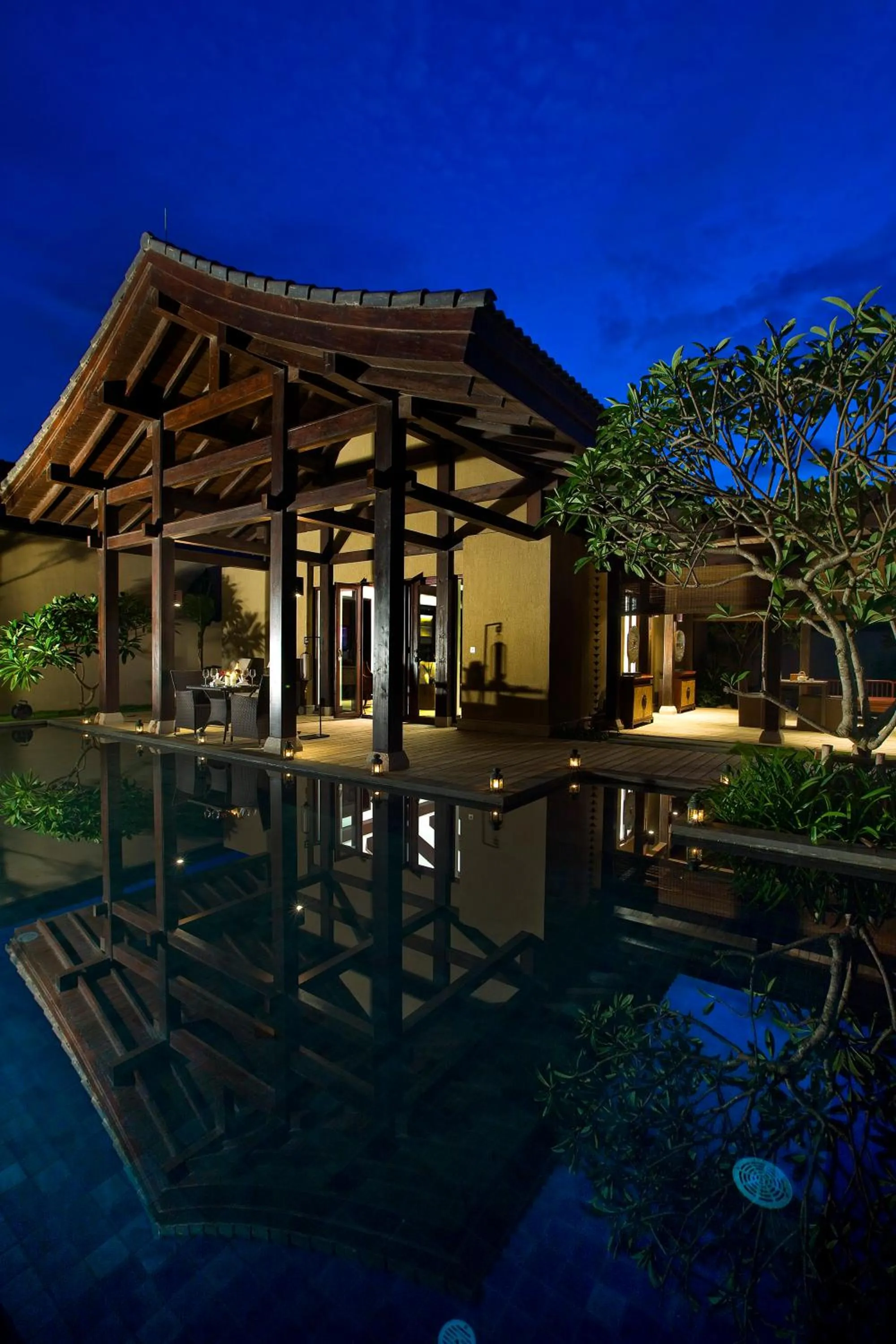 Swimming pool in Narada Resort & Spa Perfume Bay Sanya - All Villas