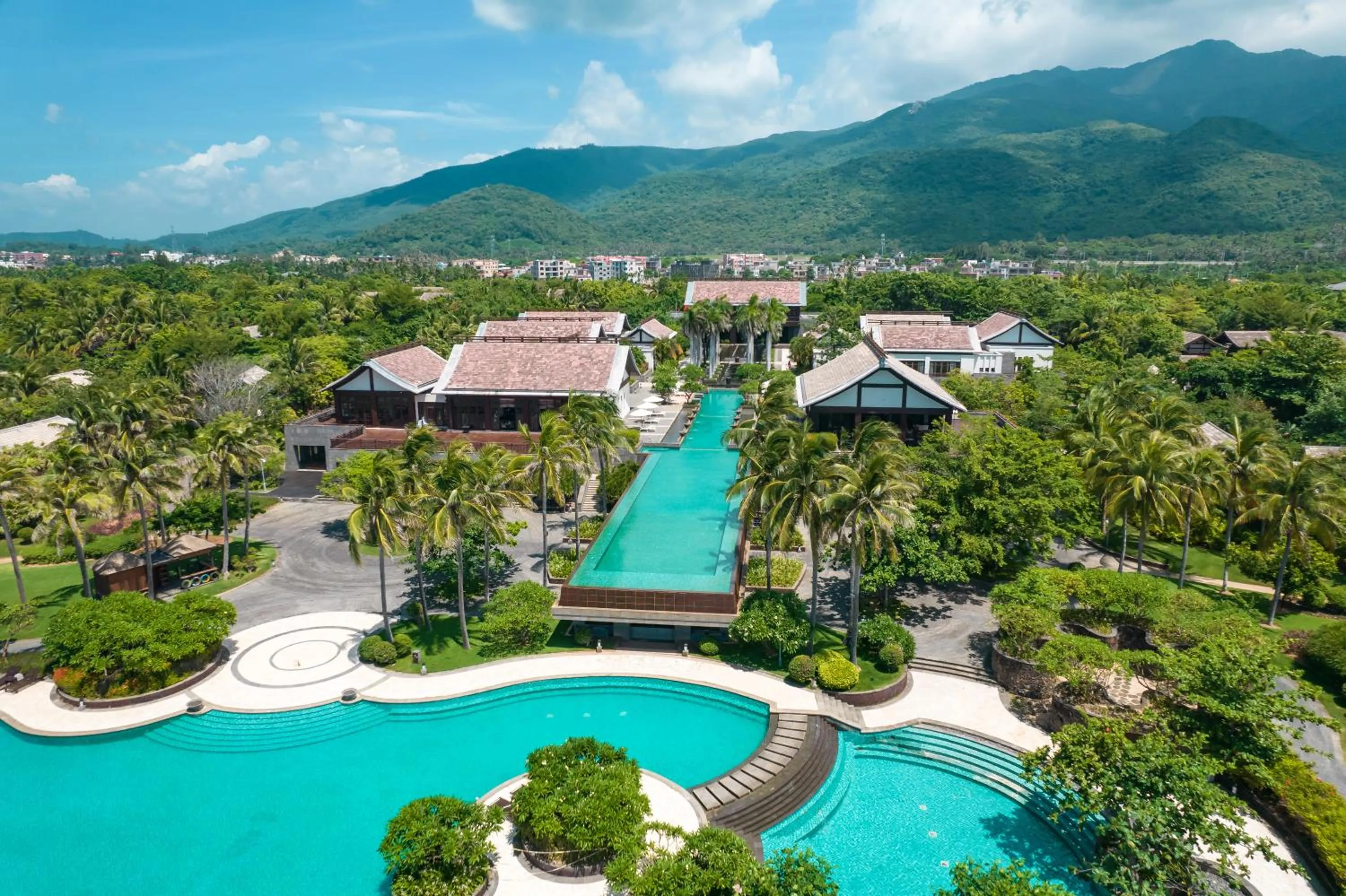 Property building in Narada Resort & Spa Perfume Bay Sanya - All Villas