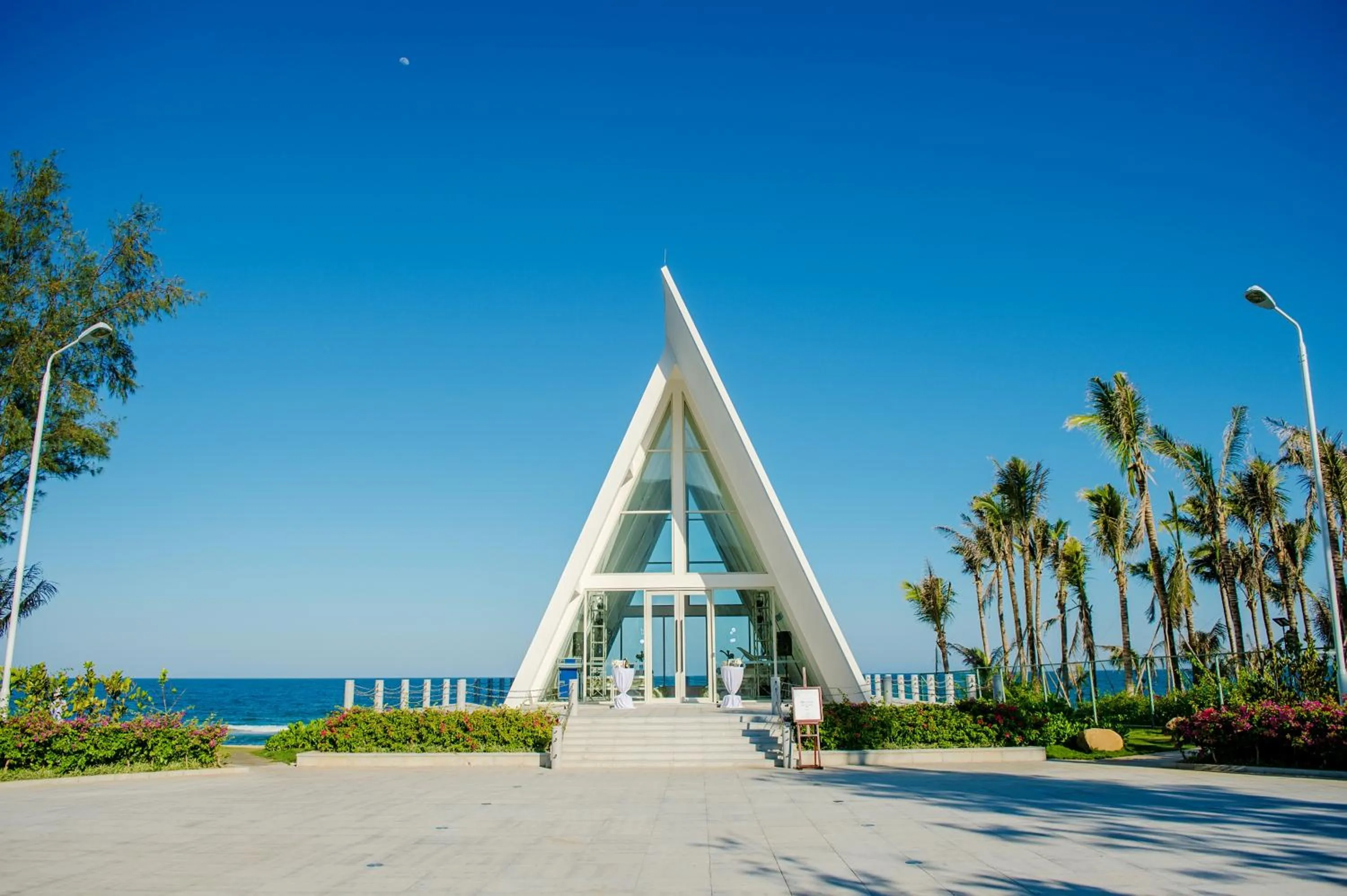 Banquet/Function facilities in Narada Resort & Spa Perfume Bay Sanya - All Villas