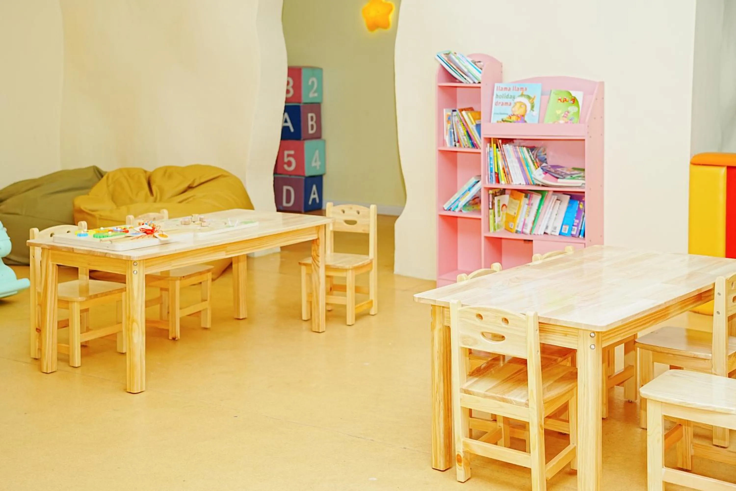 Children play ground in Narada Resort & Spa Perfume Bay Sanya - All Villas