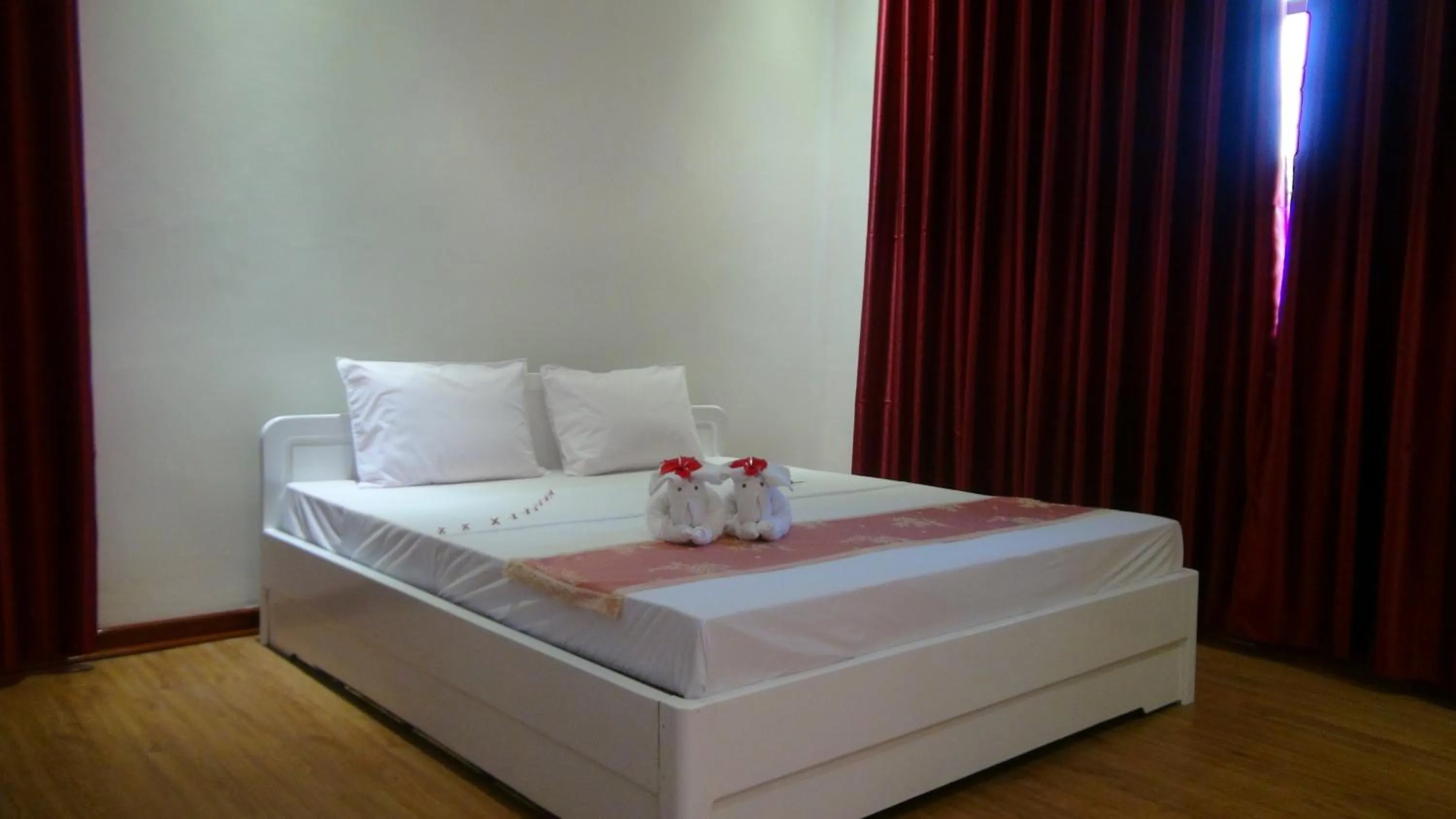Bed in Pho Hoi 1 Hotel