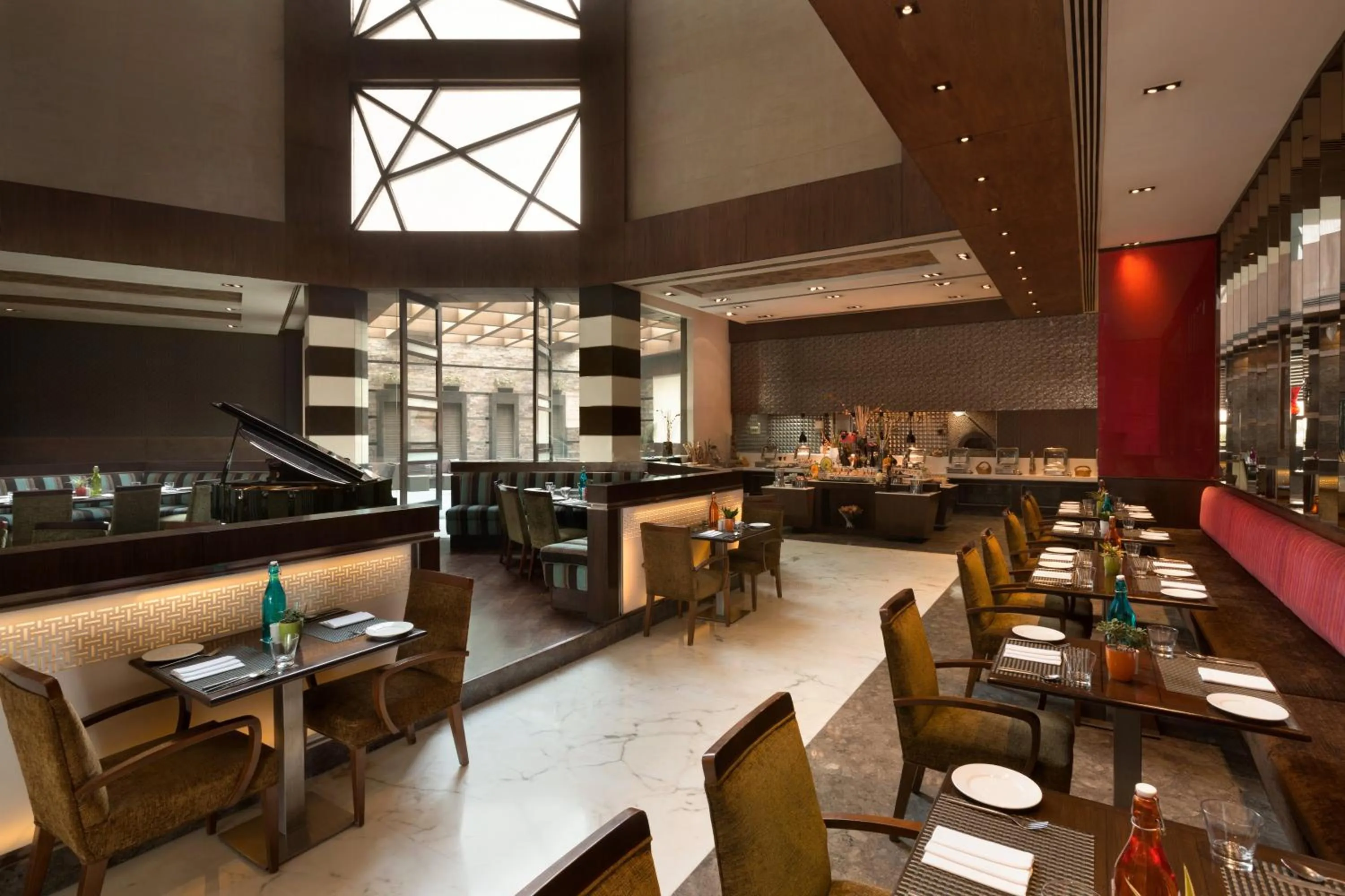 Restaurant/places to eat in Ramada Gurgaon Central