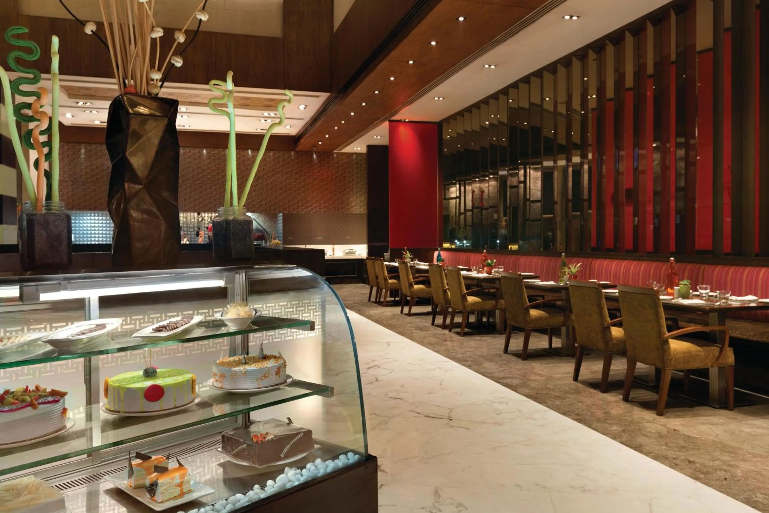 Restaurant/places to eat in Ramada Gurgaon Central