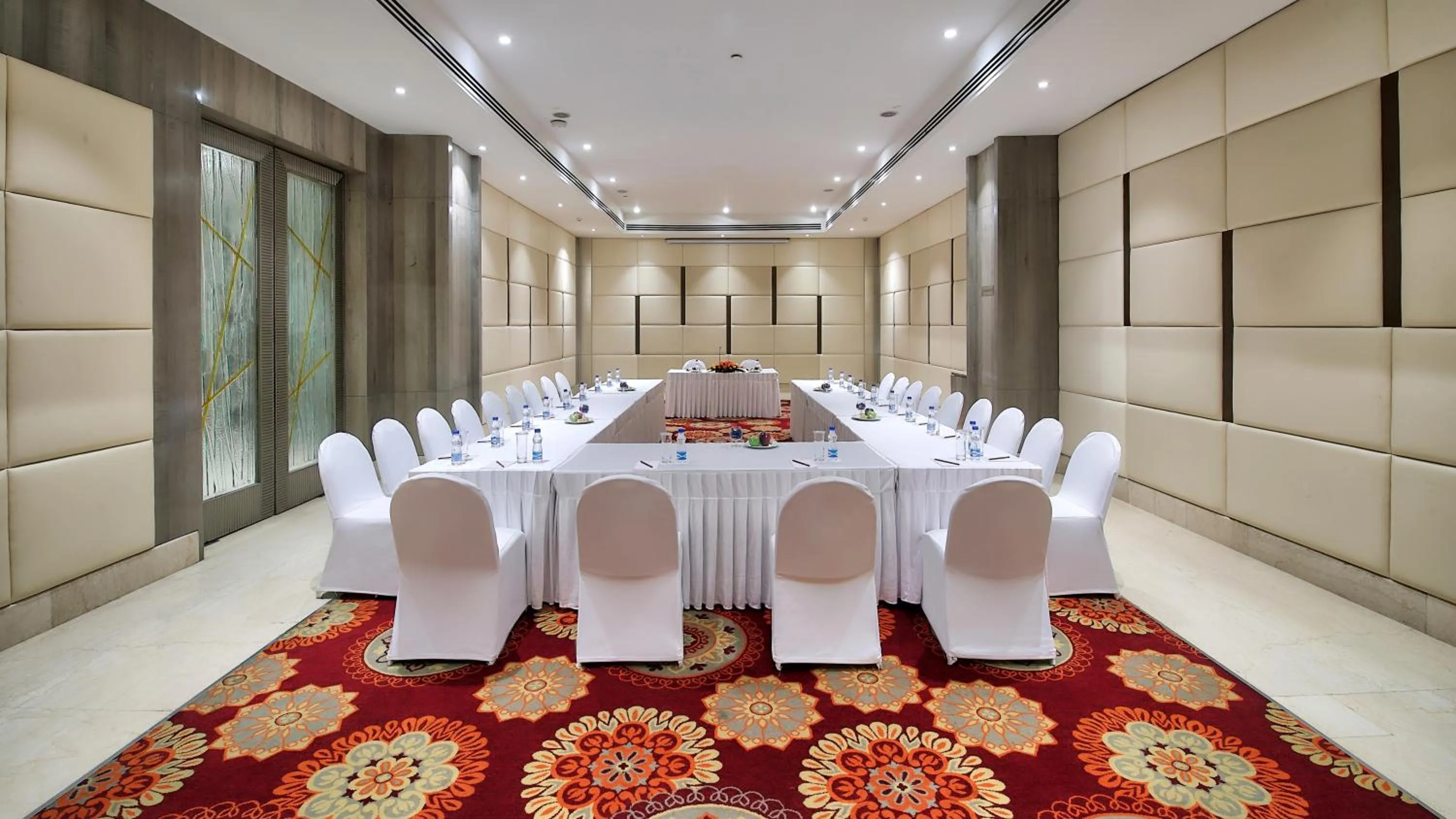 Meeting/conference room in Ramada Gurgaon Central