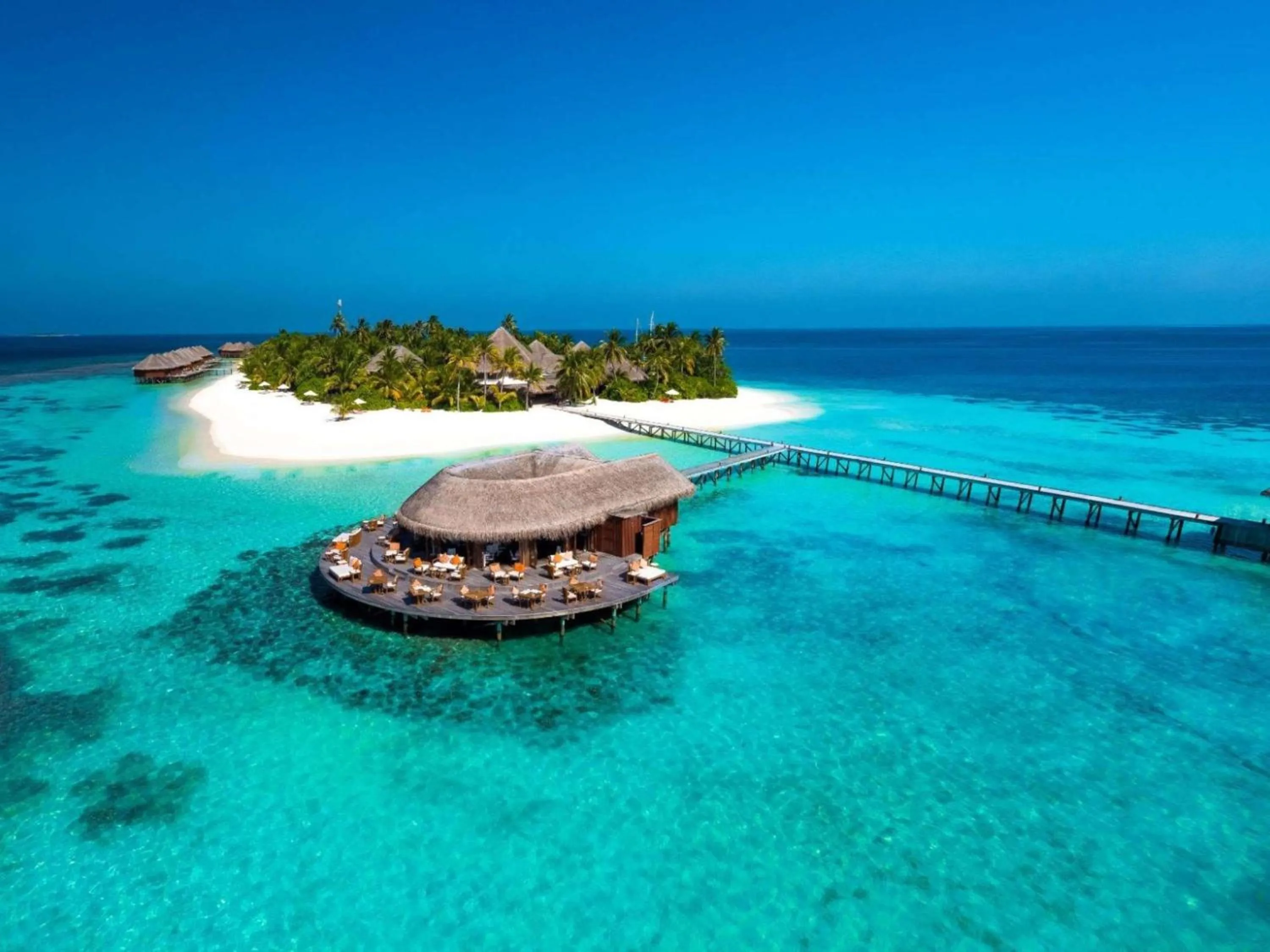 Restaurant/places to eat in V Villas Maldives at Mirihi - MGallery Collection