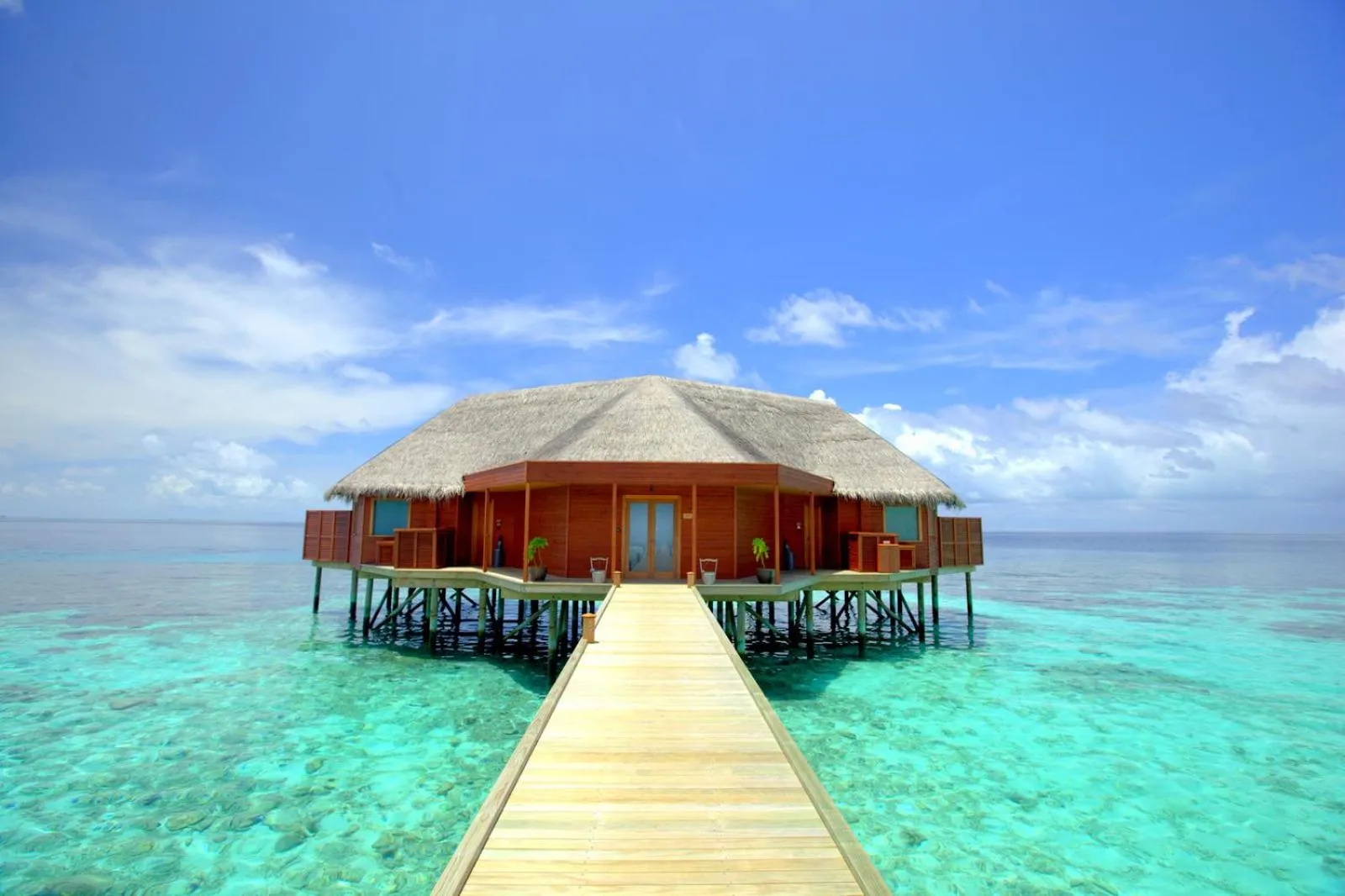 Facade/entrance in V Villas Maldives at Mirihi - MGallery Collection