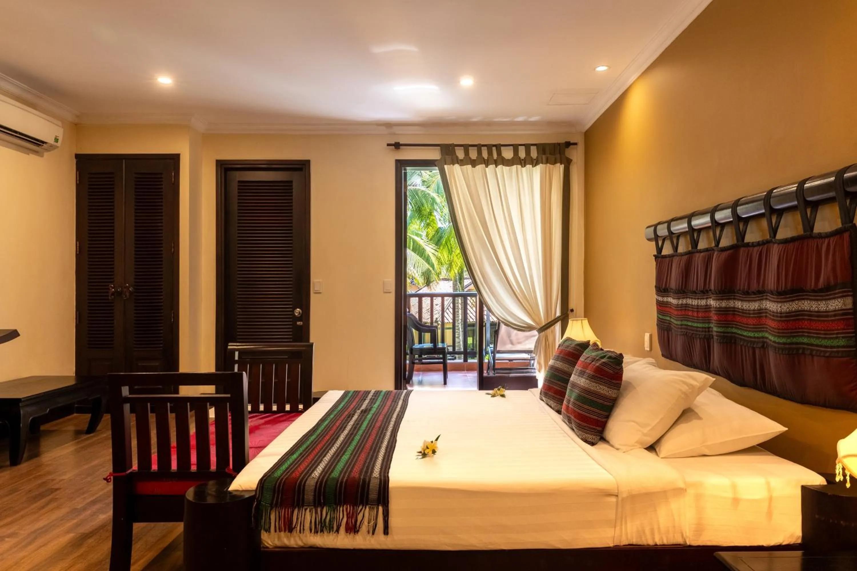 Bed in Seahorse Resort & Spa
