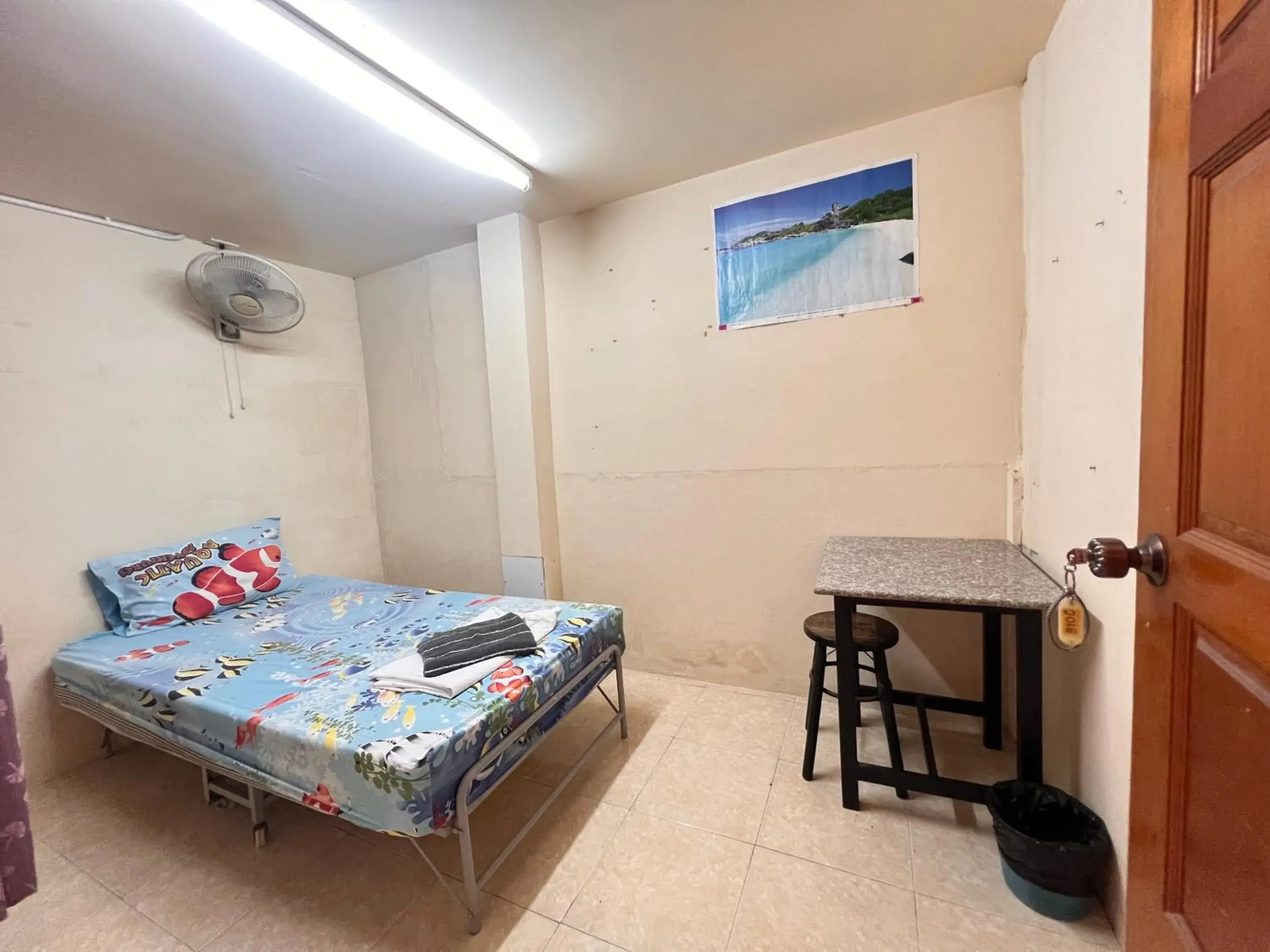 Double or Twin Room with Shared Bathroom - single occupancy in J Mansion Double or Twin Room with Shared Bathroom - single occupancy in J Mansion