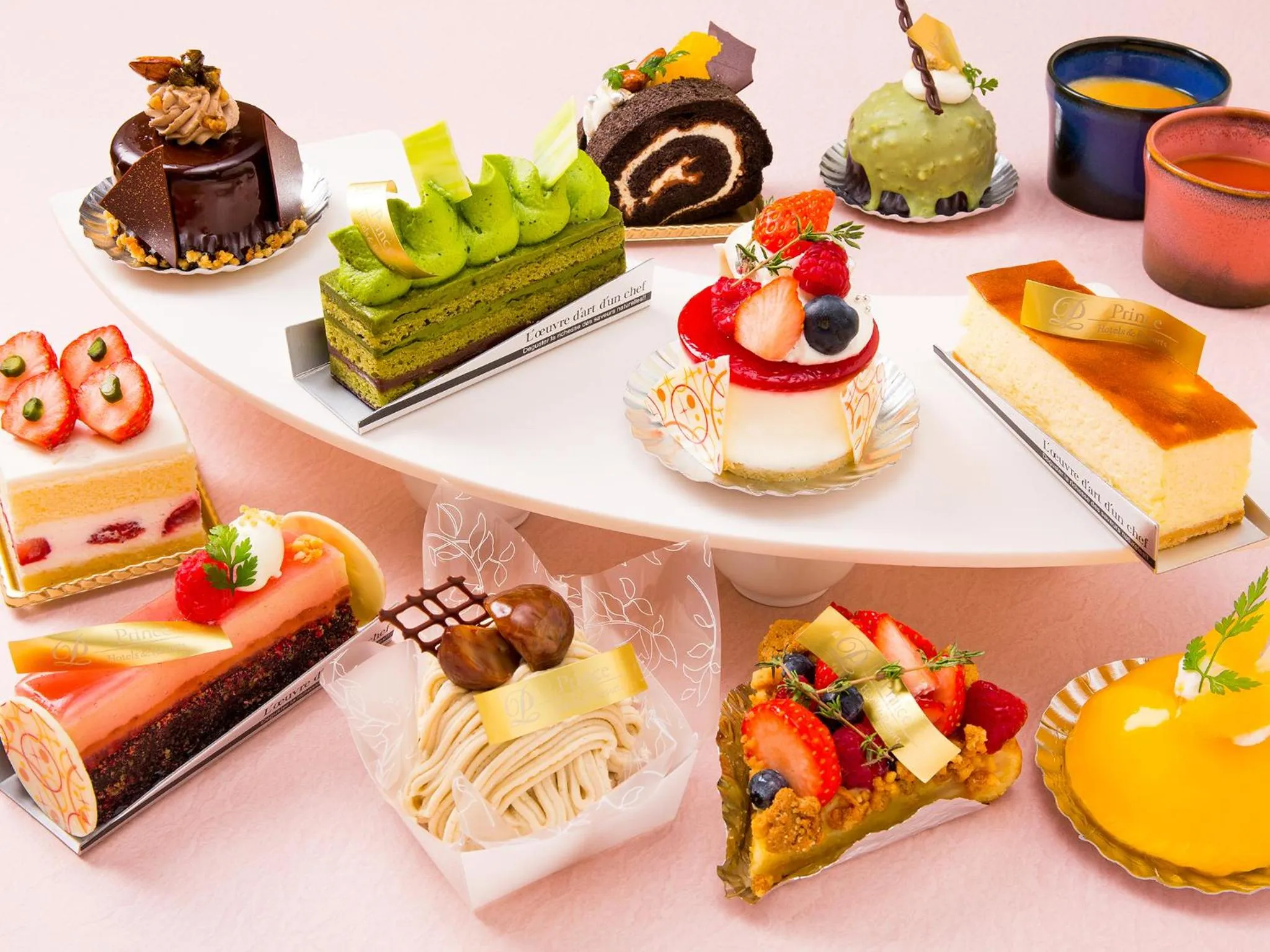 Lounge or bar in Lake Biwa Otsu Prince Hotel