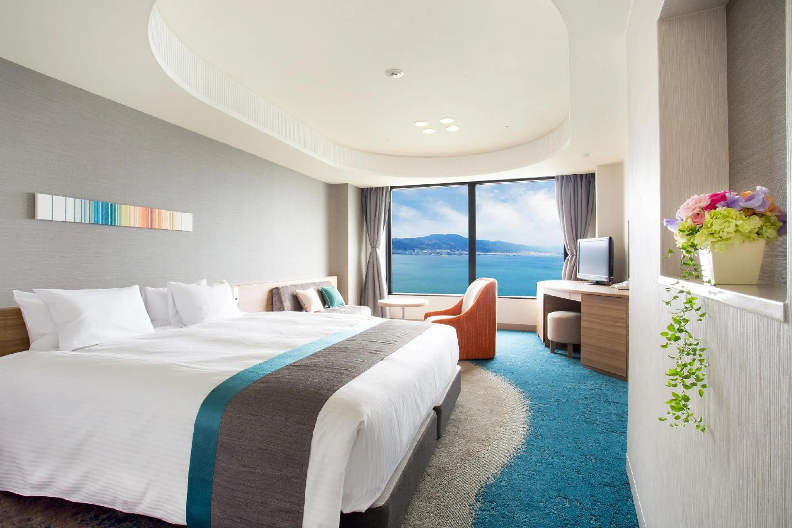 Photo of the whole room, Bed in Lake Biwa Otsu Prince Hotel