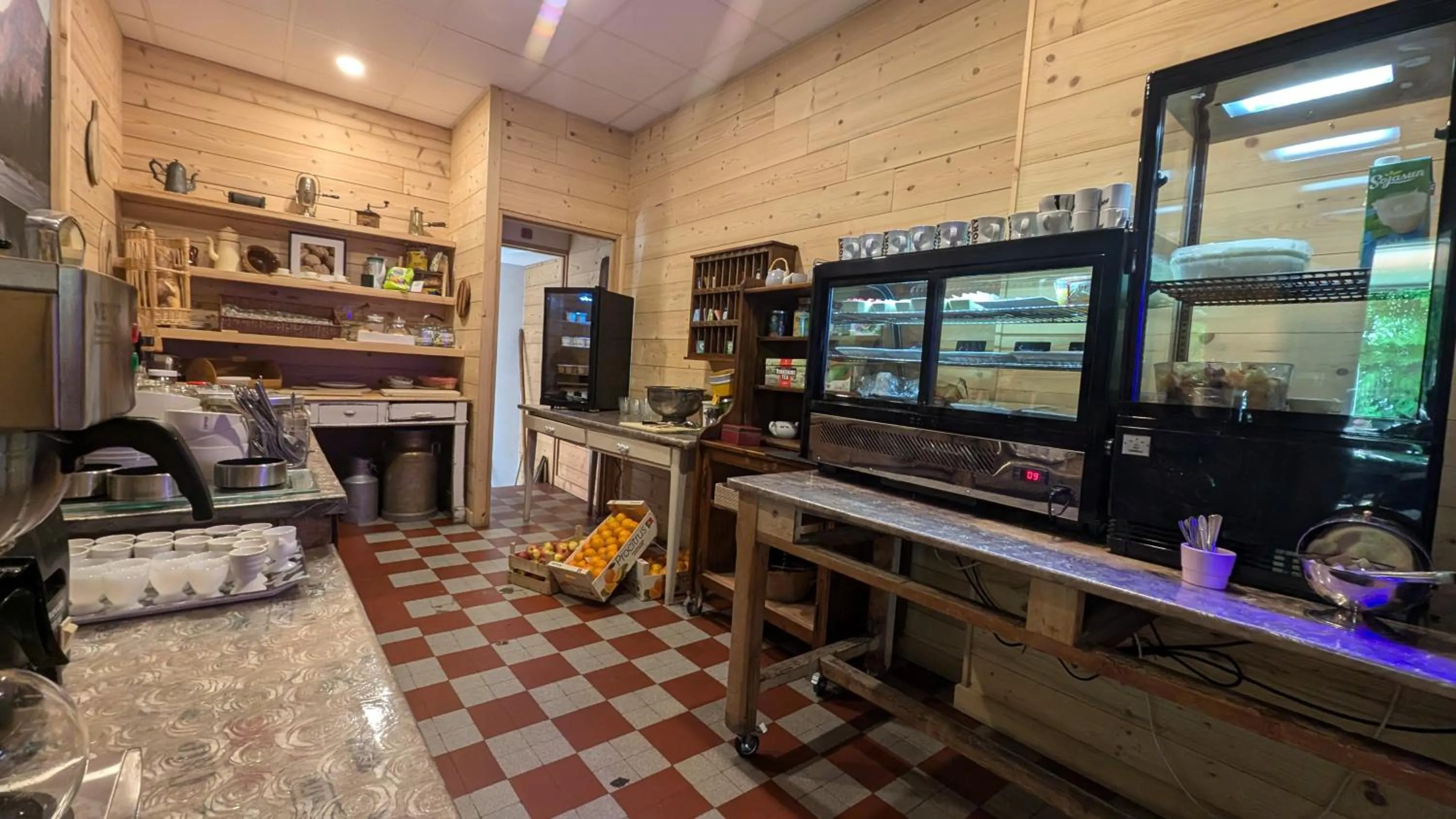 Buffet breakfast in Sport'Hotel-Aparthotel de Milan