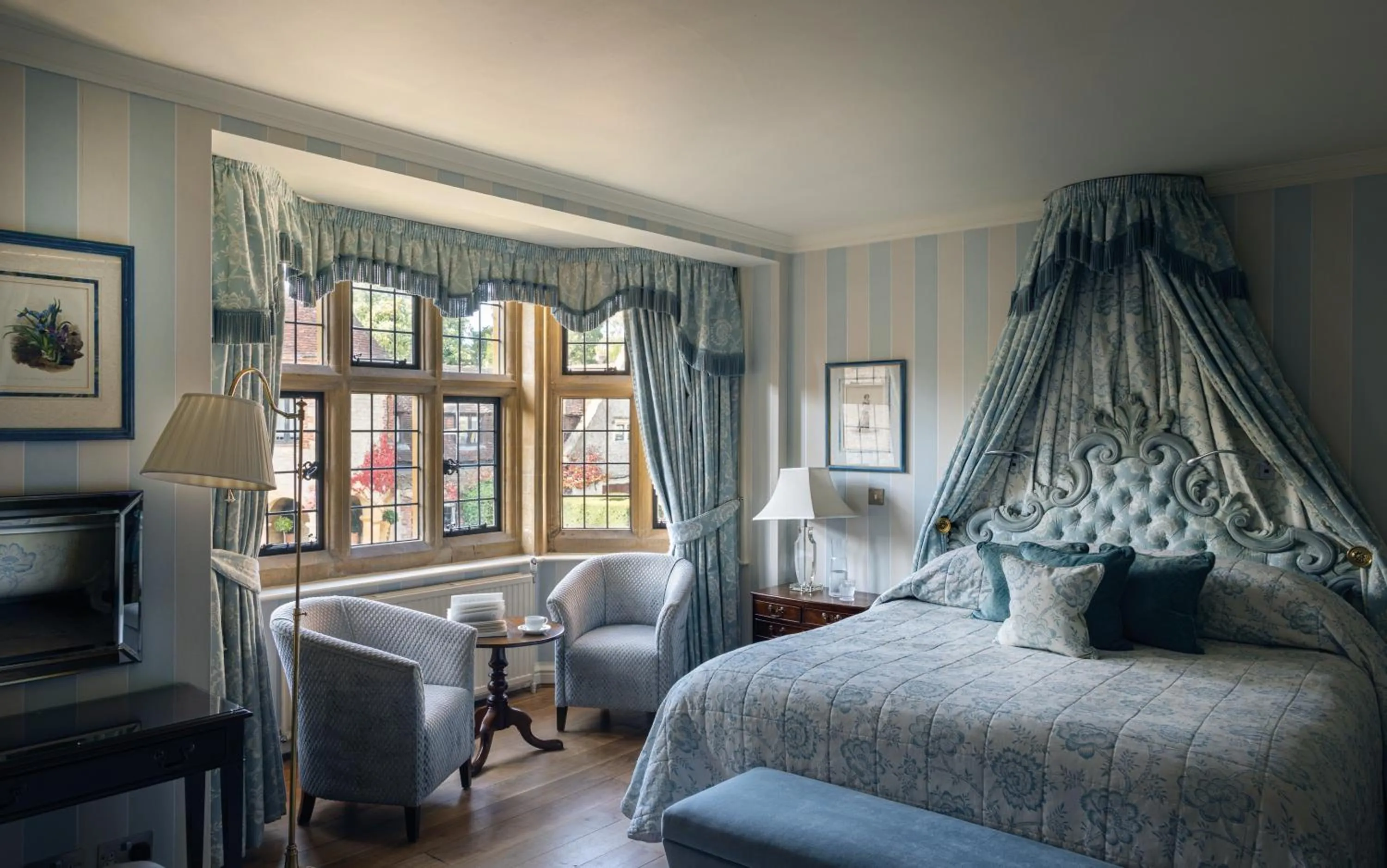 Bedroom in Le Manoir aux Quat'Saisons, A Belmond Hotel, Oxfordshire