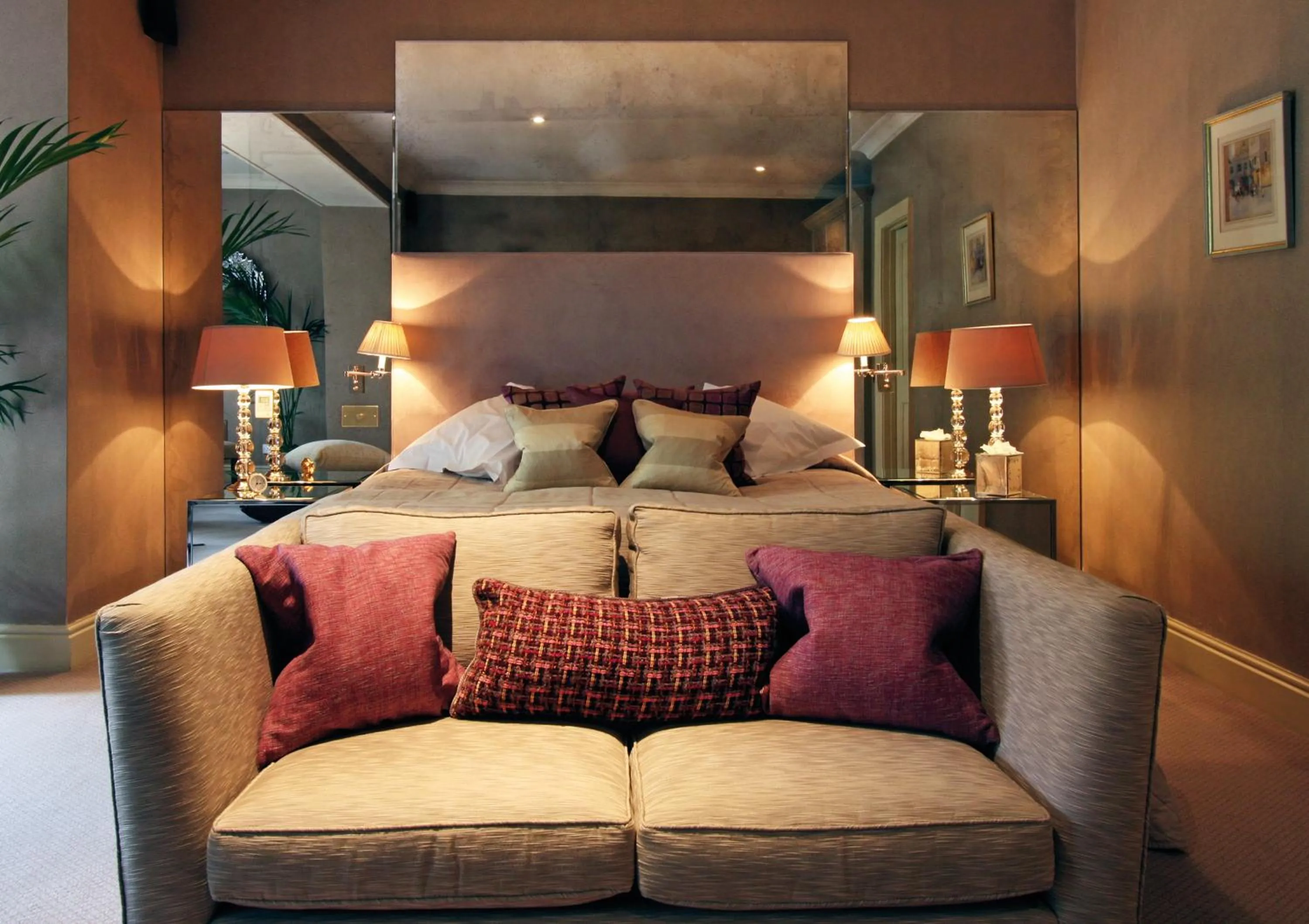 Bedroom in Le Manoir aux Quat'Saisons, A Belmond Hotel, Oxfordshire