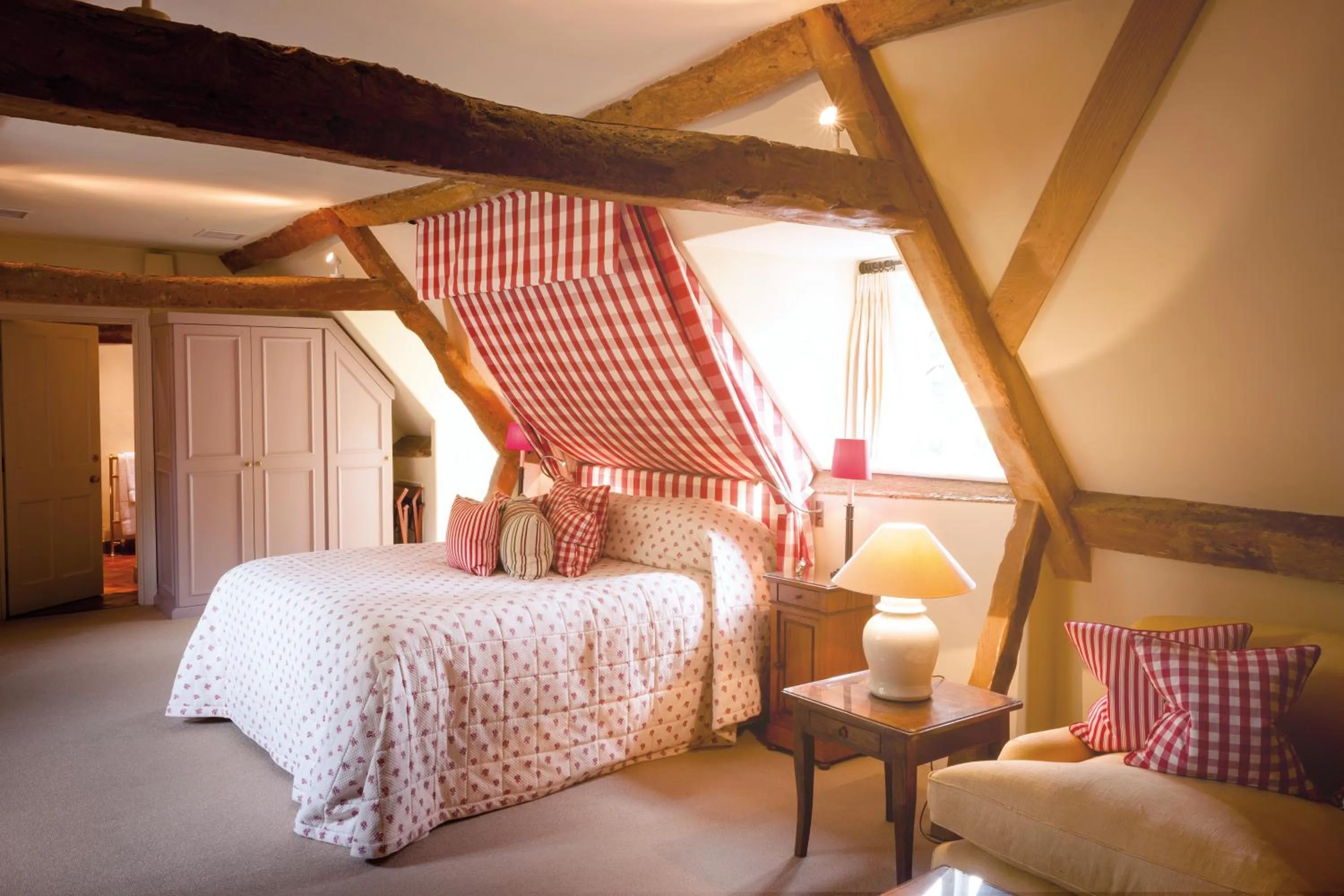 Bedroom in Le Manoir aux Quat'Saisons, A Belmond Hotel, Oxfordshire