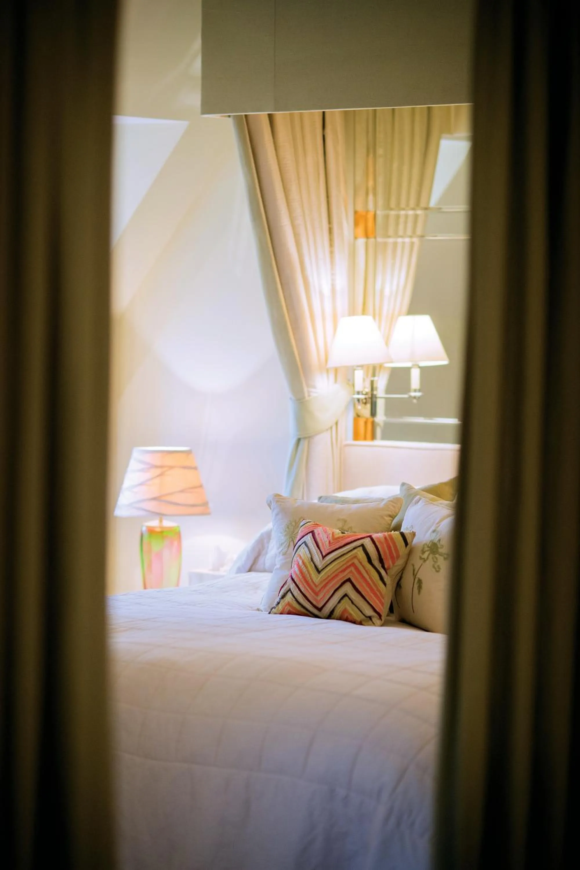 Bedroom in Le Manoir aux Quat'Saisons, A Belmond Hotel, Oxfordshire